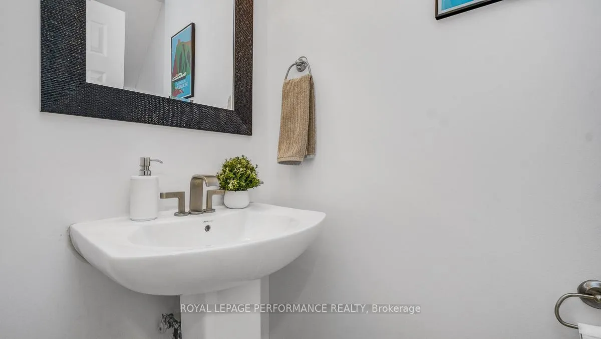 Photo 23 of Unit 2D, 4 Columbus Avenue, Ottawa, Overbrook — HOMEH