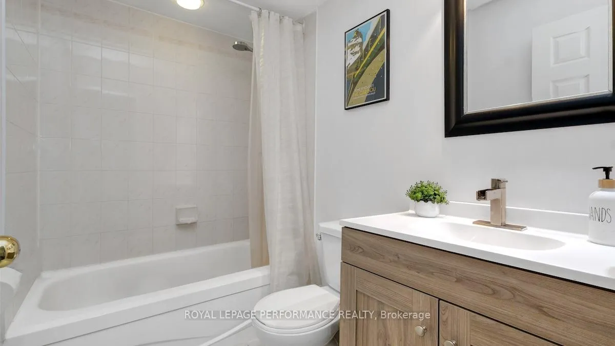 Photo 36 of Unit 2D, 4 Columbus Avenue, Ottawa, Overbrook — HOMEH