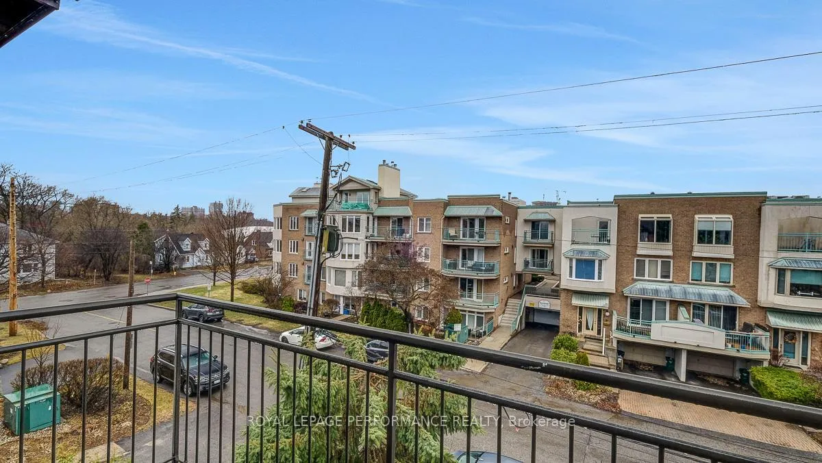 Photo 37 of Unit 2D, 4 Columbus Avenue, Ottawa, Overbrook — HOMEH