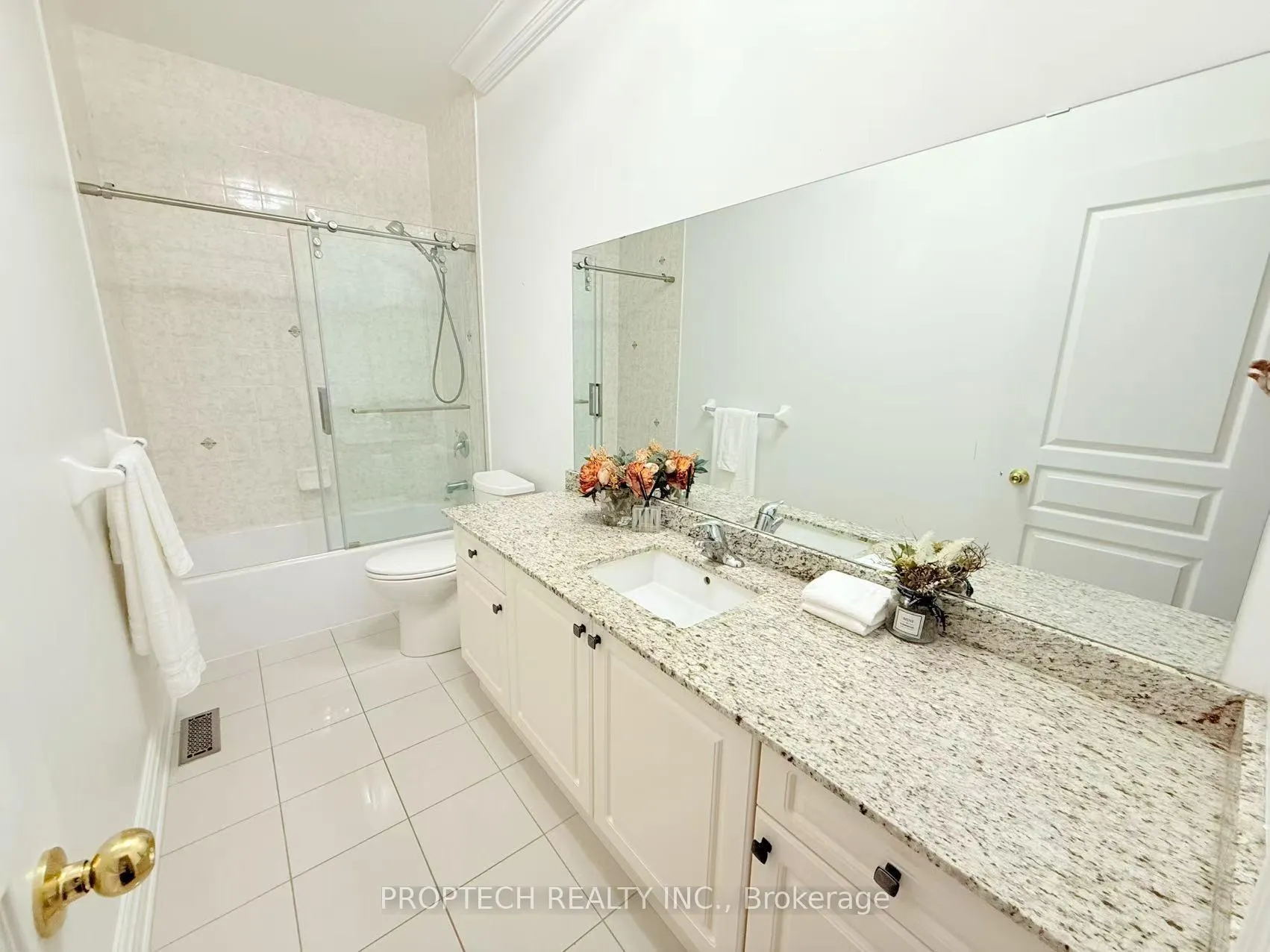 Photo 33 of 40 Bracknell Avenue, Markham, Berczy — HOMEH