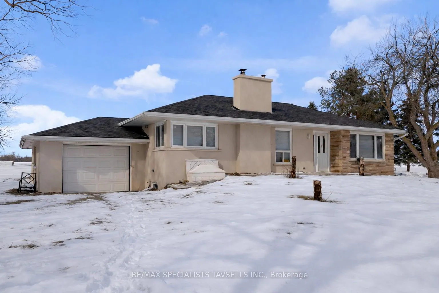 Photo 3 of 16817 22 Side Road, Halton Hills, Rural Halton Hills — HOMEH