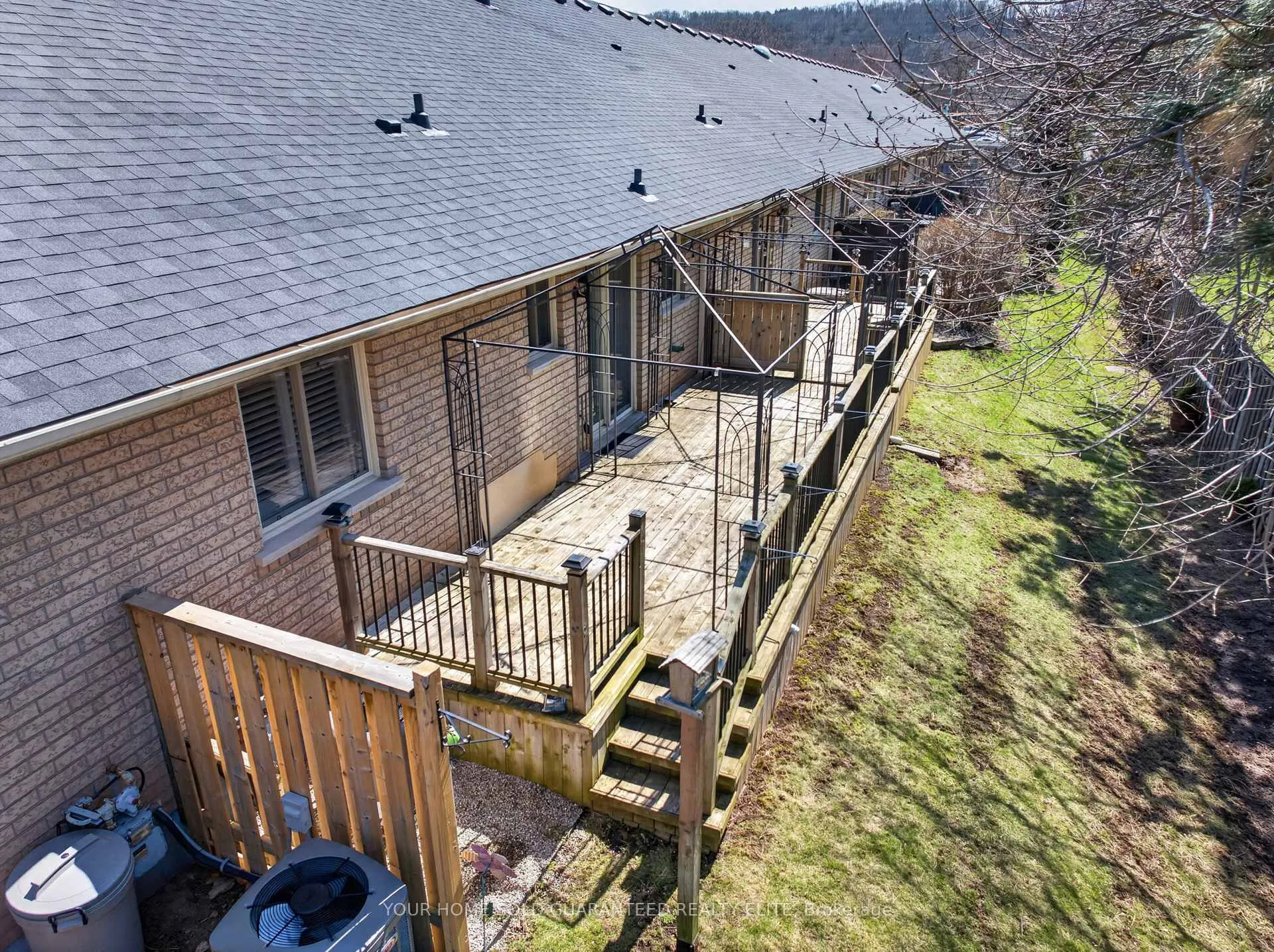 Photo 13 of Unit 13, 165 Main Street E, Grimsby, Grimsby East — HOMEH