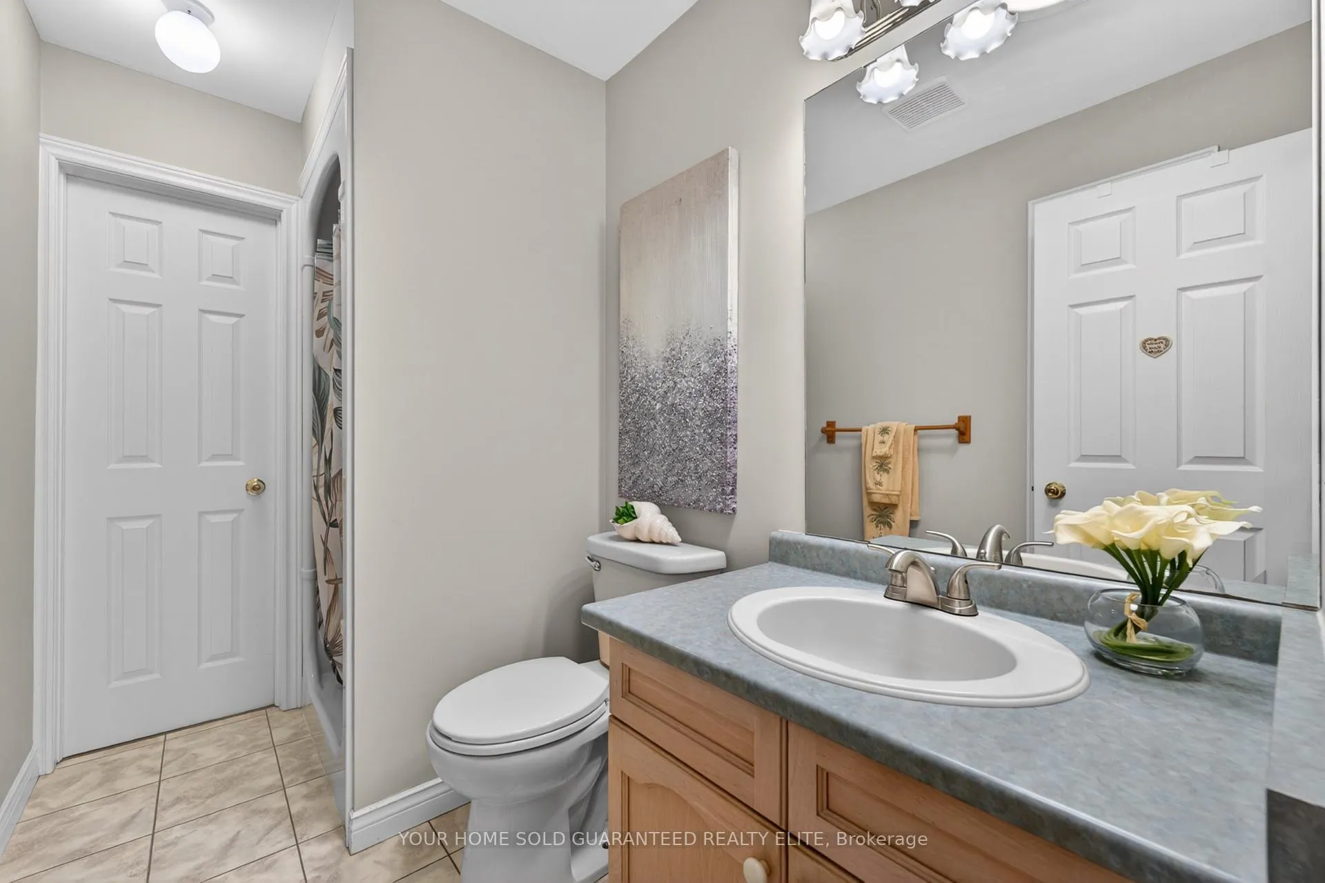 Photo 21 of Unit 13, 165 Main Street E, Grimsby, Grimsby East — HOMEH