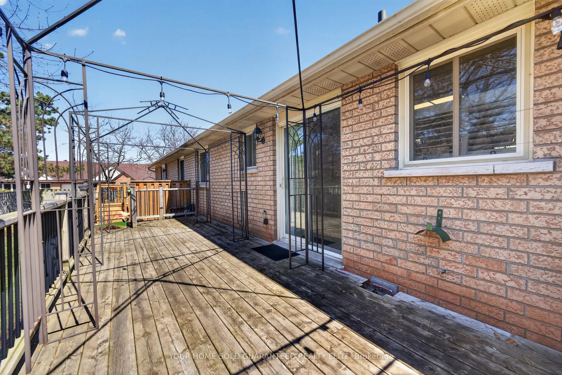 Photo 33 of Unit 13, 165 Main Street E, Grimsby, Grimsby East — HOMEH