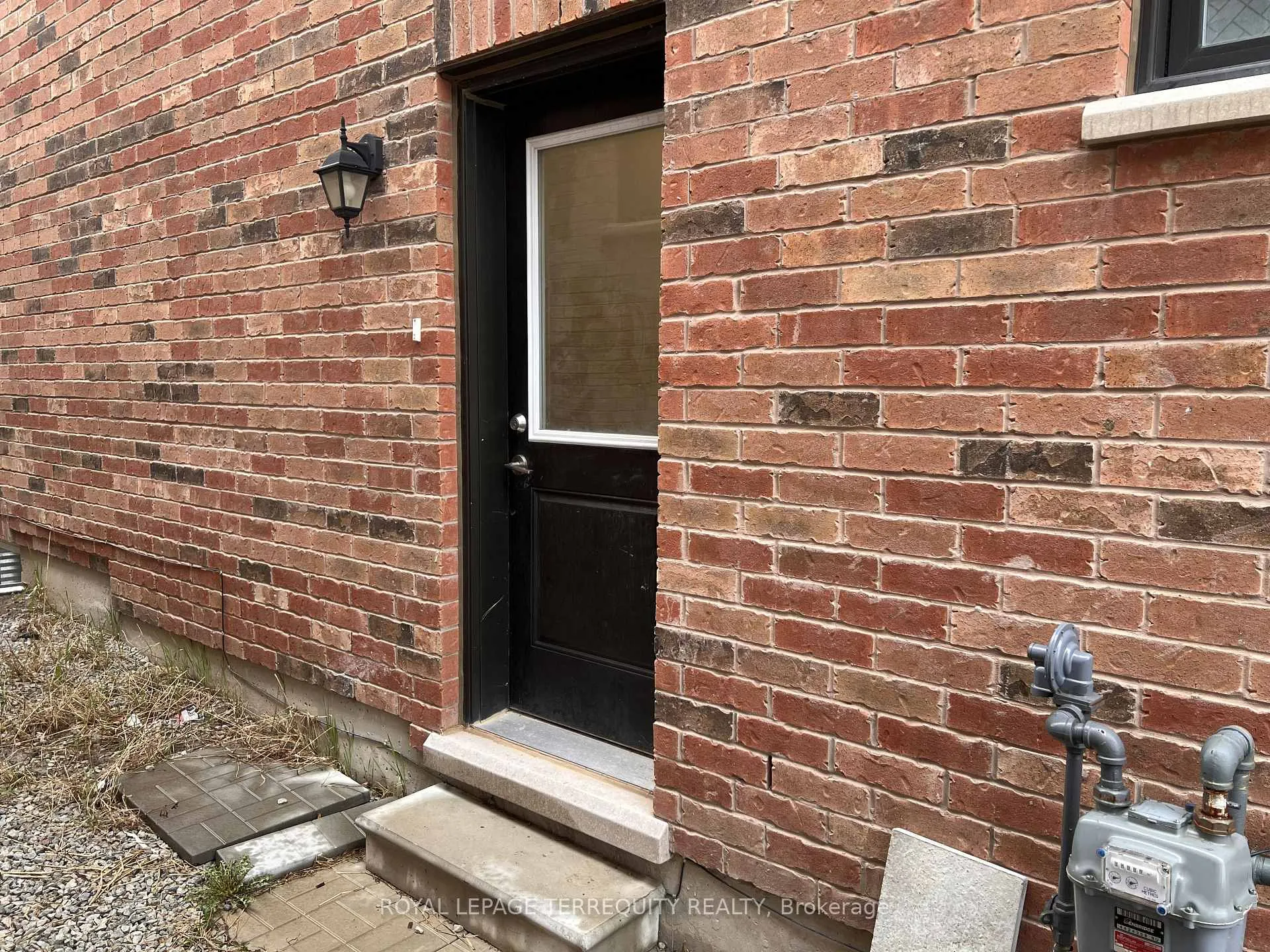 Photo 3 of Unit BSMT, 12 Merrimac Drive, Brampton, Bram West — HOMEH