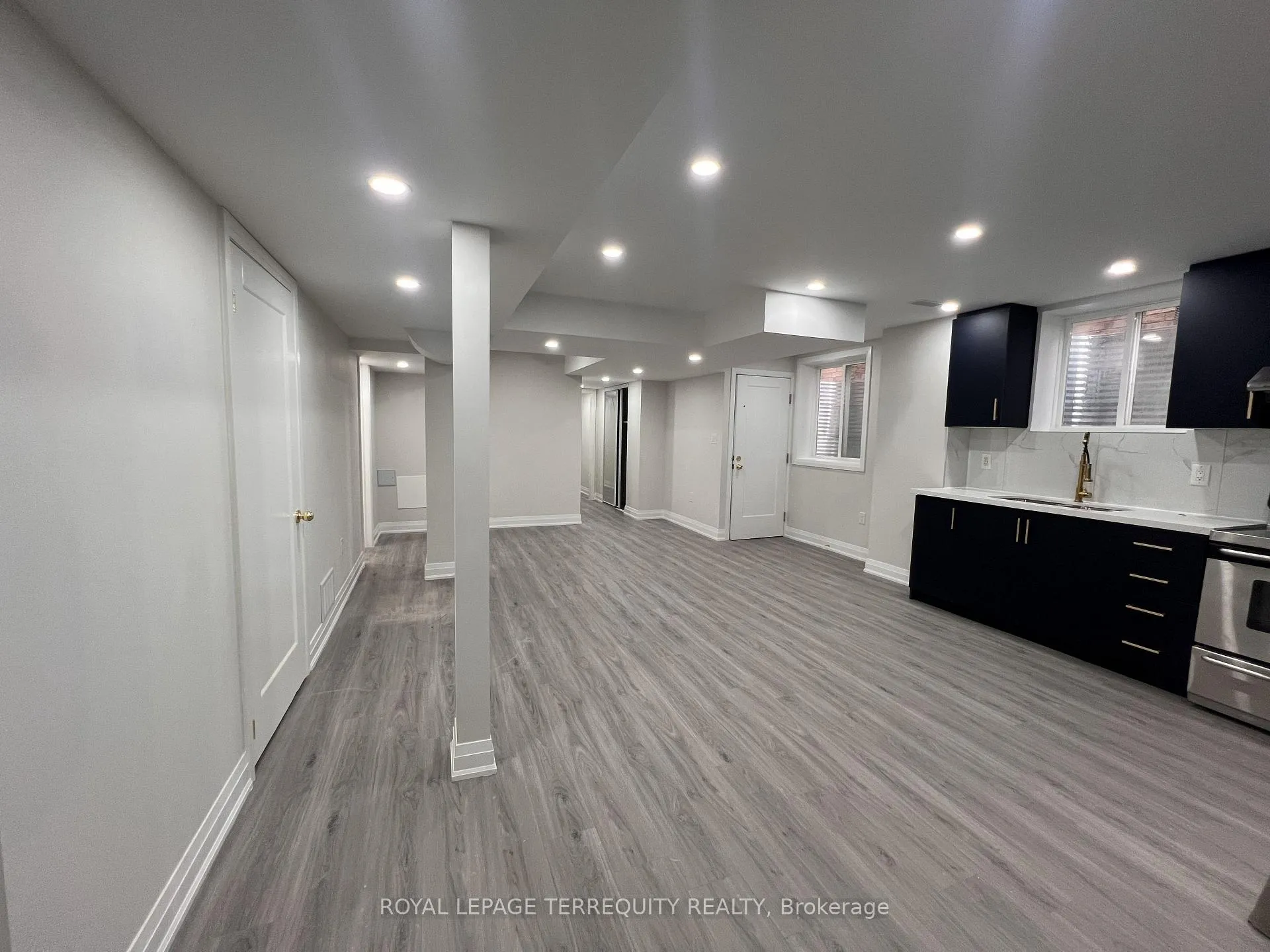 Photo 4 of Unit BSMT, 12 Merrimac Drive, Brampton, Bram West — HOMEH