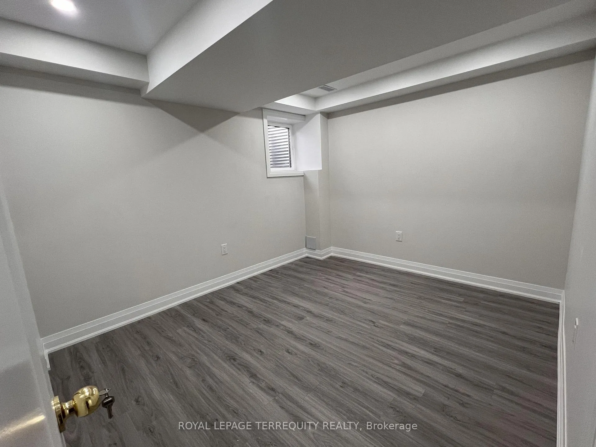 Photo 9 of Unit BSMT, 12 Merrimac Drive, Brampton, Bram West — HOMEH