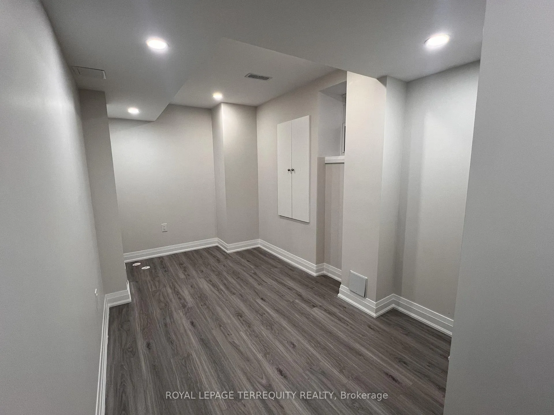 Photo 12 of Unit BSMT, 12 Merrimac Drive, Brampton, Bram West — HOMEH