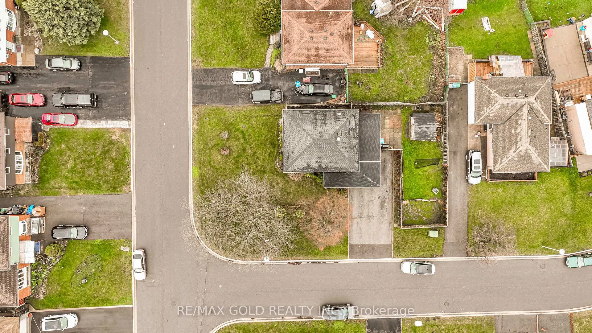 Photo 47 of 1 Elrose Road, Brampton, Southgate — HOMEH