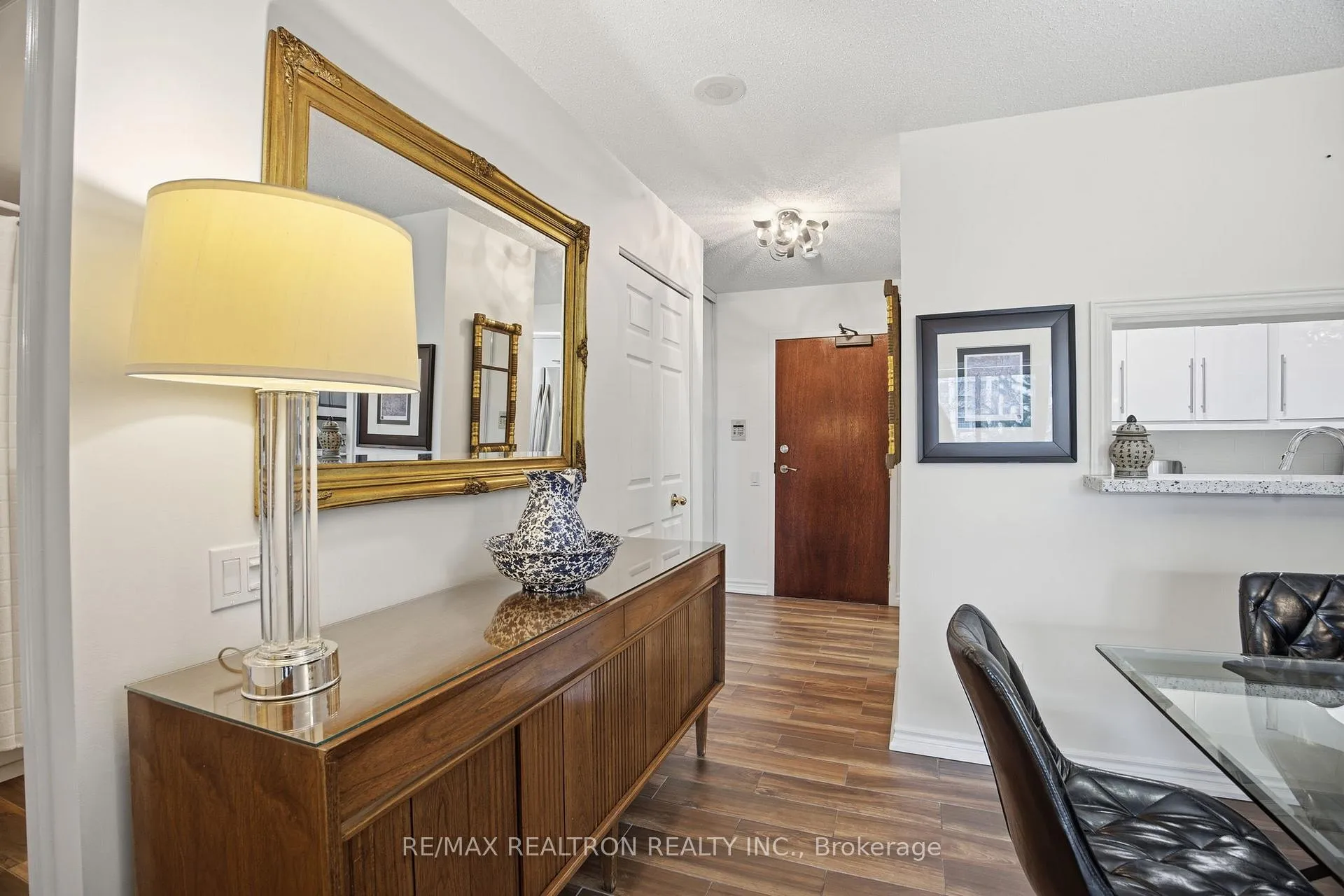 Photo 4 of Unit 509, 8 Covington Road, Toronto, Englemount-Lawrence — HOMEH