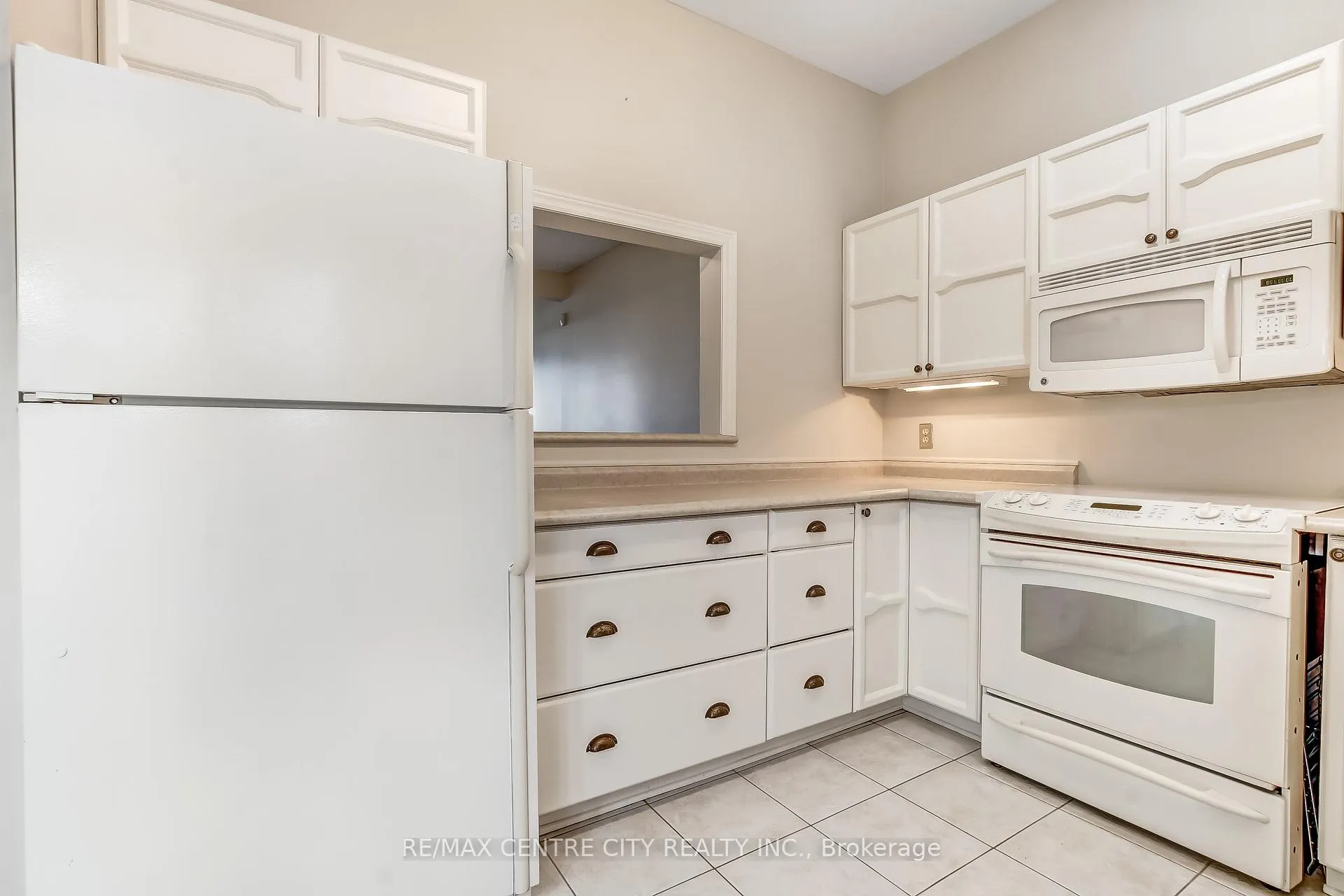 Photo 7 of Unit 47, 374 Front Street, Central Elgin, Port Stanley — HOMEH