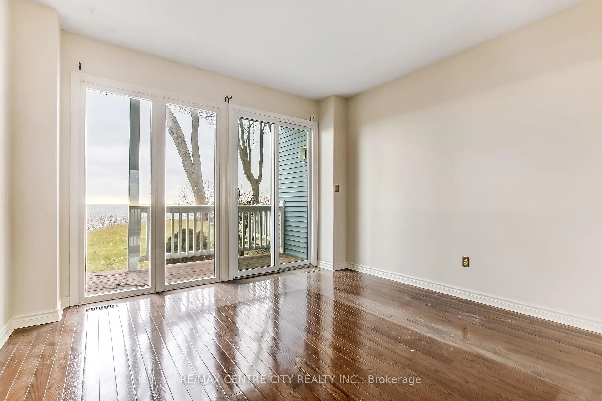 Photo 13 of Unit 47, 374 Front Street, Central Elgin, Port Stanley — HOMEH
