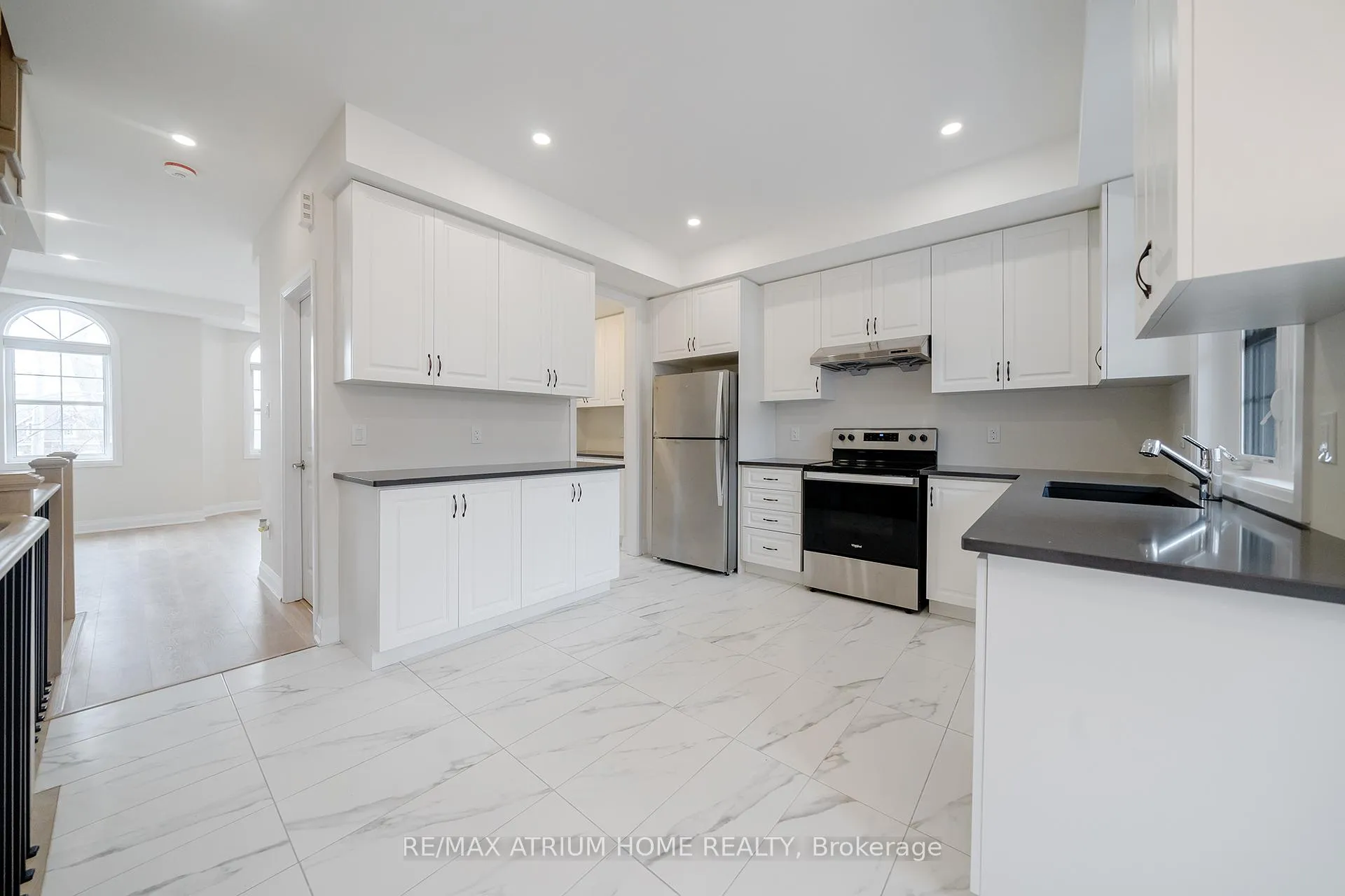Photo 10 of 9797 Keele Street, Vaughan, Maple — HOMEH
