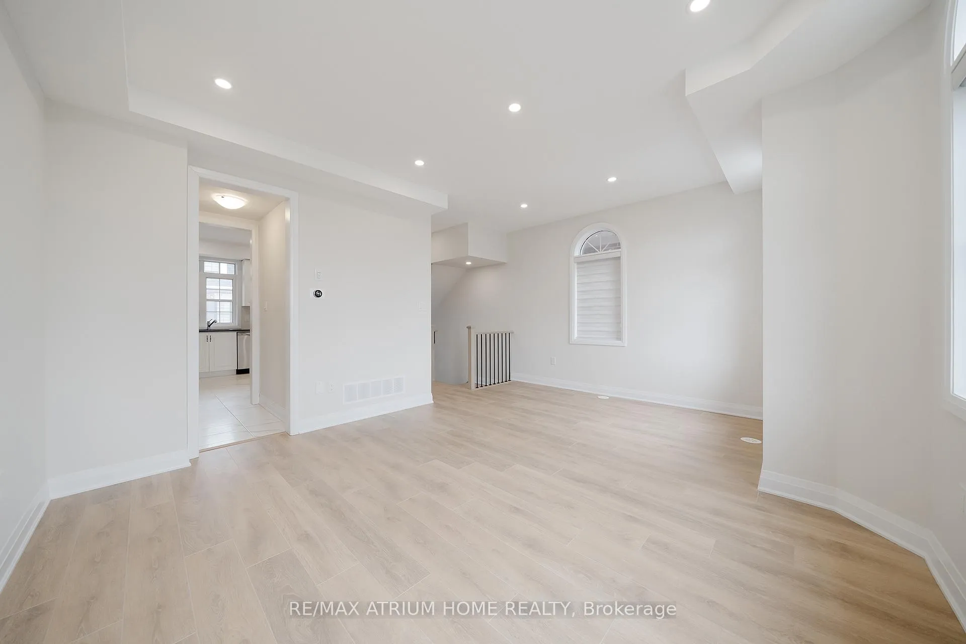 Photo 12 of 9797 Keele Street, Vaughan, Maple — HOMEH