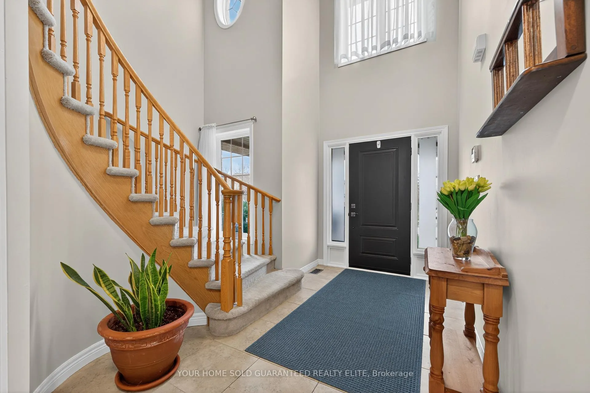 Photo 9 of 51 Hickory Crescent, Grimsby, Grimsby West — HOMEH
