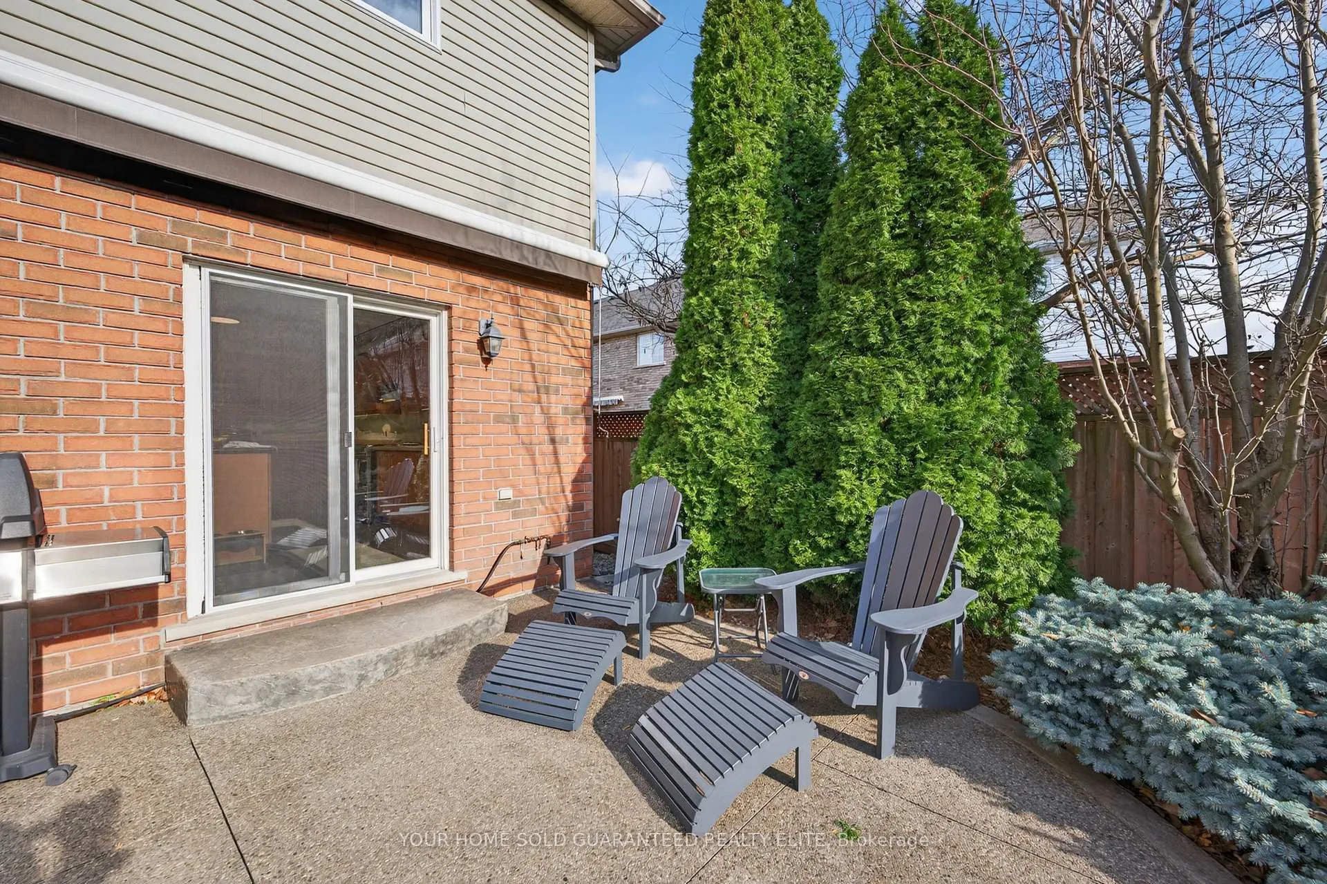 Photo 35 of 51 Hickory Crescent, Grimsby, Grimsby West — HOMEH