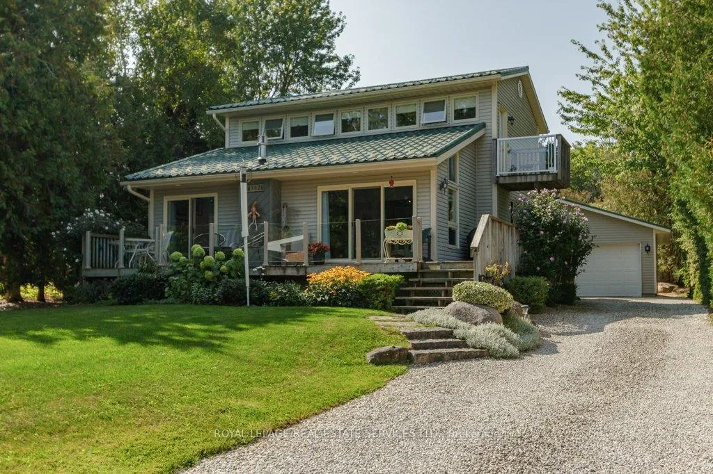 Photo 2 of 142 Lakeshore Road S, Meaford — HOMEH