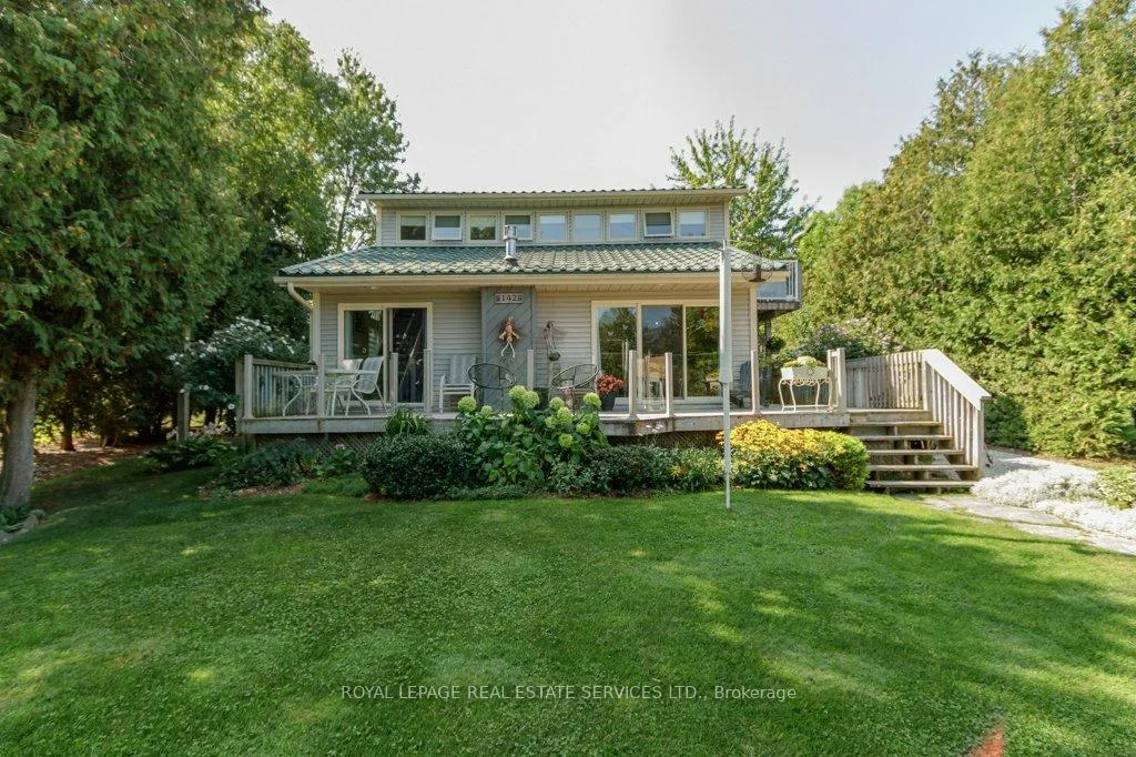 Photo 4 of 142 Lakeshore Road S, Meaford — HOMEH