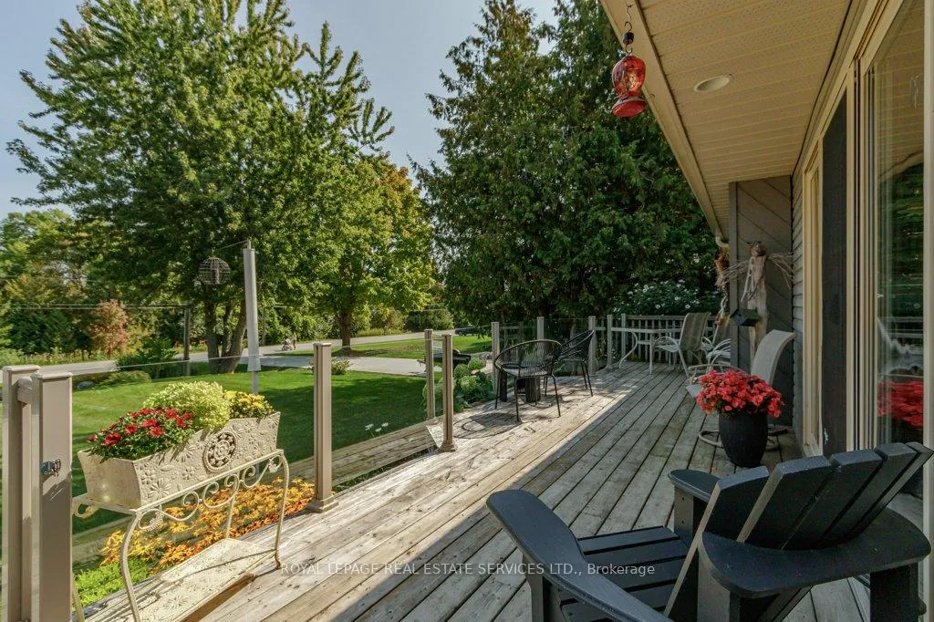 Photo 5 of 142 Lakeshore Road S, Meaford — HOMEH