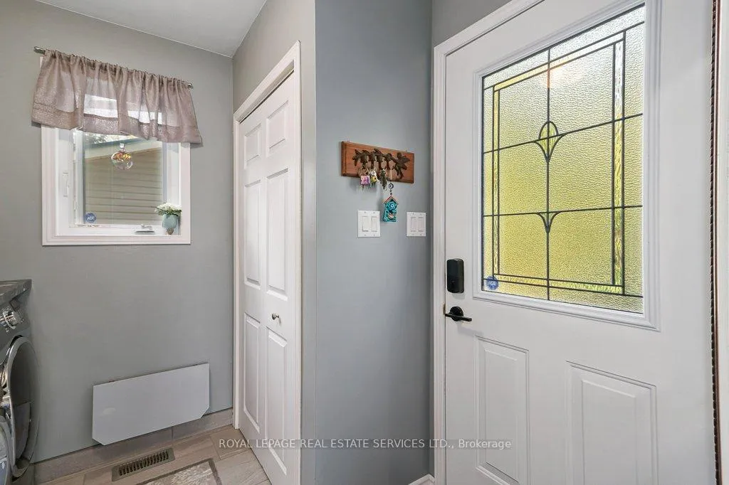 Photo 6 of 142 Lakeshore Road S, Meaford — HOMEH