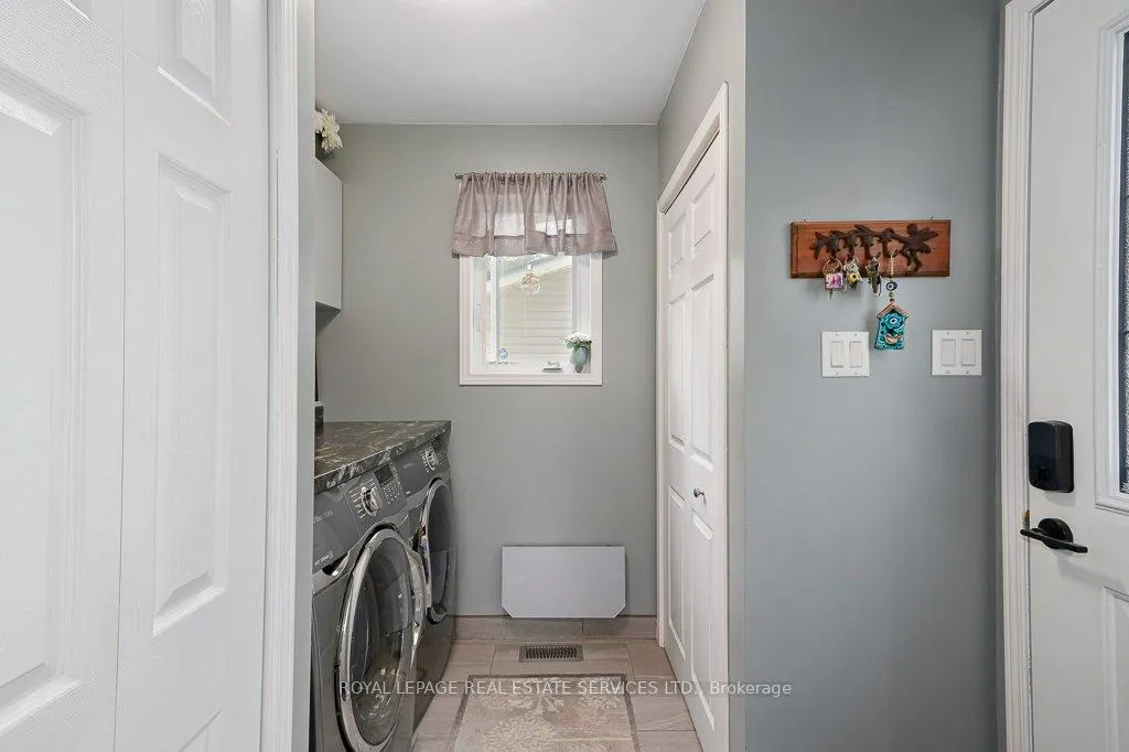 Photo 7 of 142 Lakeshore Road S, Meaford — HOMEH