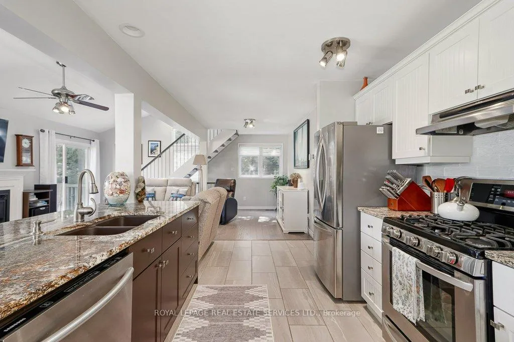Photo 13 of 142 Lakeshore Road S, Meaford — HOMEH