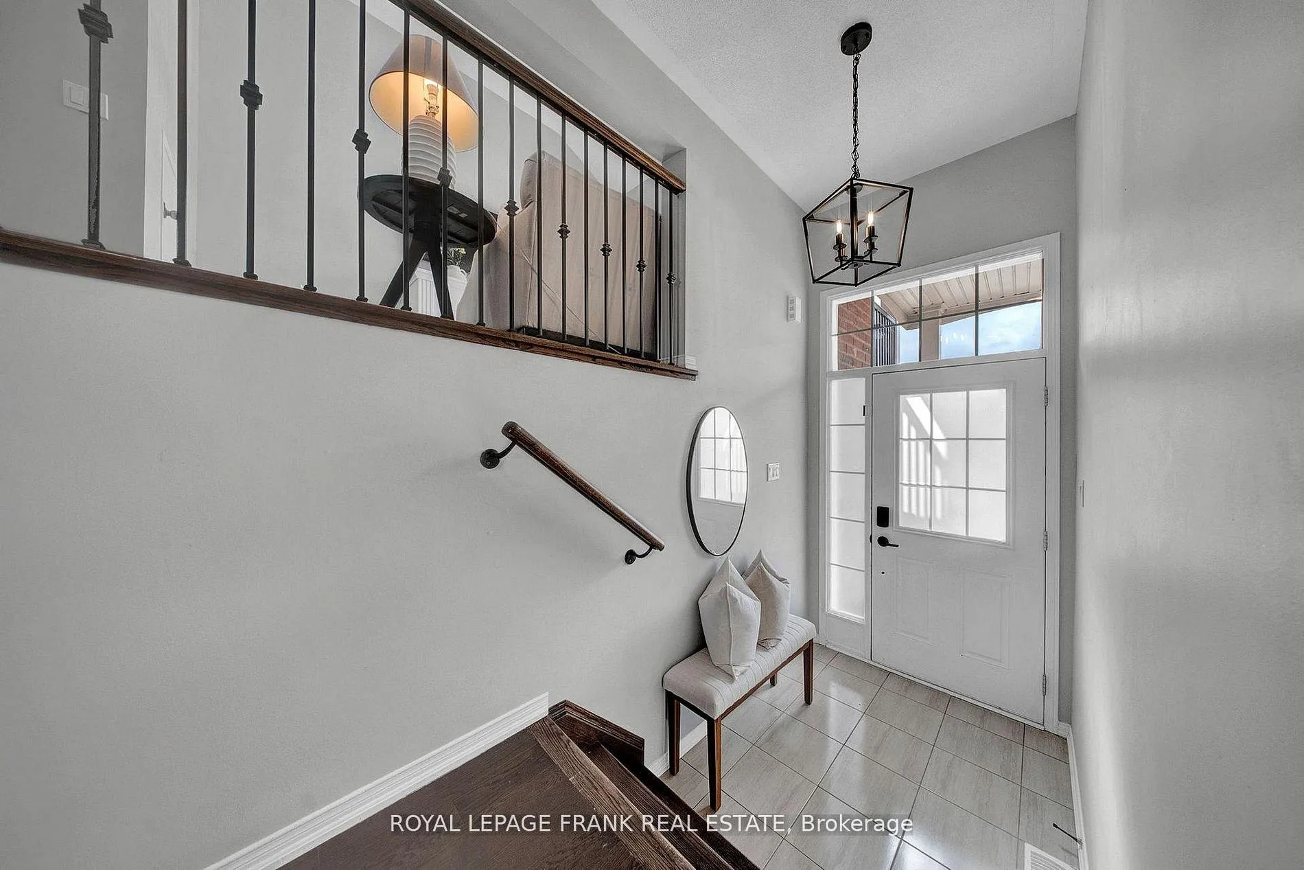 Photo 3 of 19 Jack Roach St Street, Clarington, Bowmanville — HOMEH