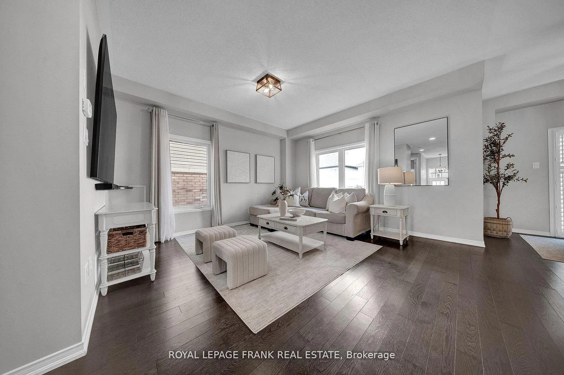 Photo 15 of 19 Jack Roach St Street, Clarington, Bowmanville — HOMEH