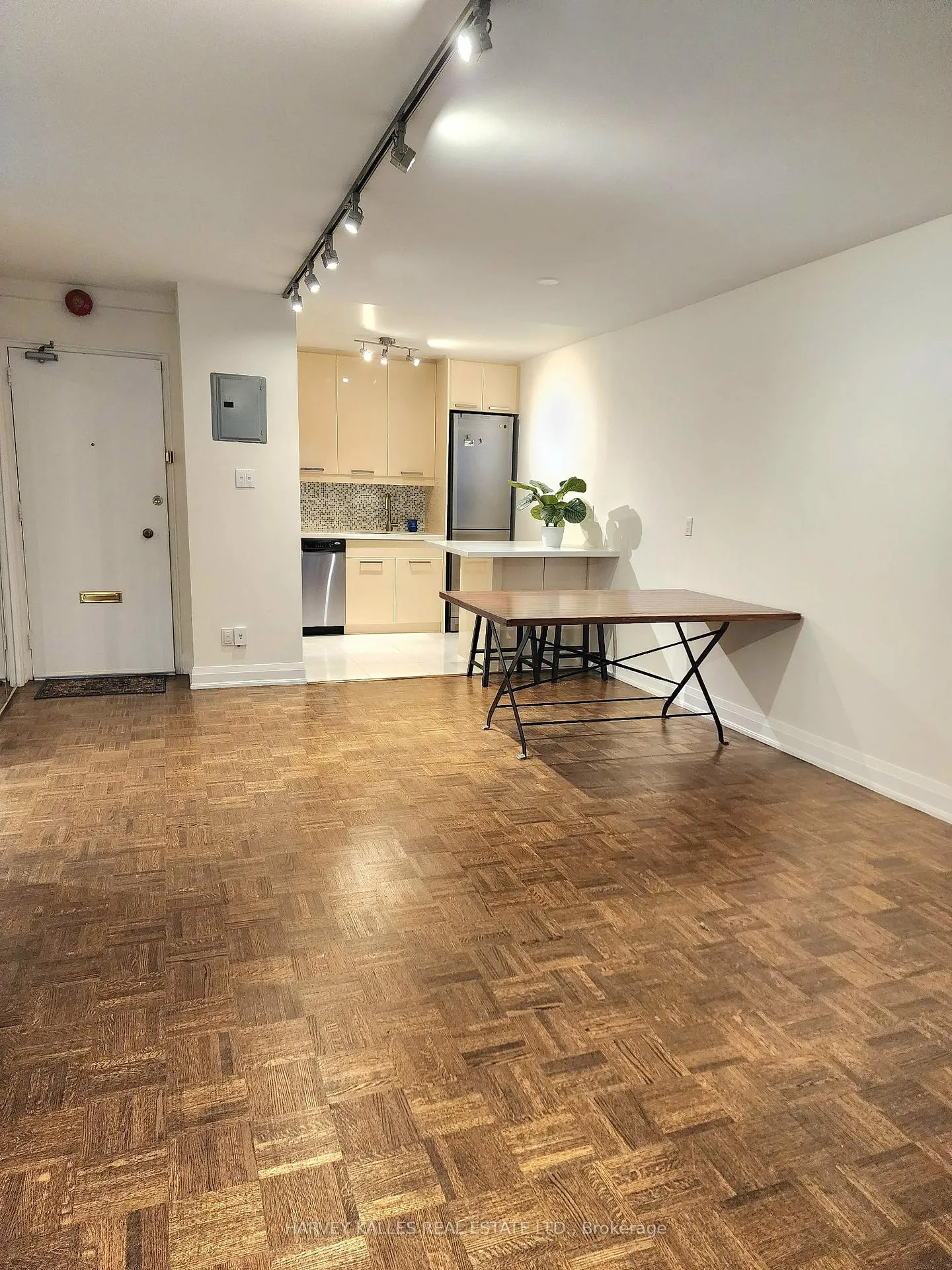 Photo 1 of Unit 208, 60 Montclair Avenue, Toronto, Forest Hill South — HOMEH