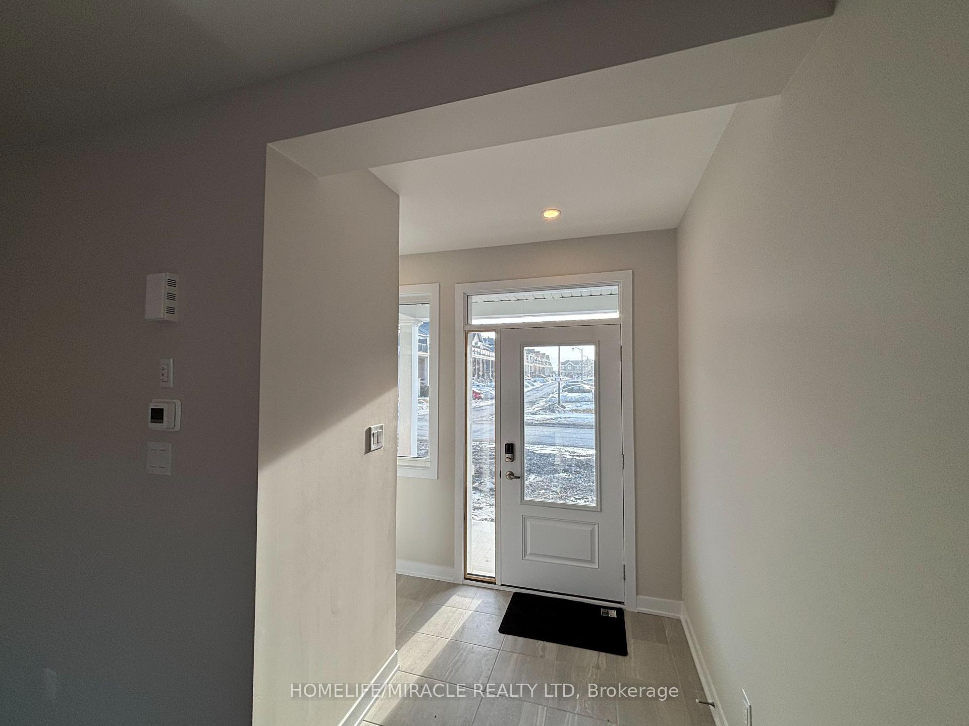 Photo 2 of 1919 Elevation Road, Ottawa, Barrhaven - Half Moon Bay — HOMEH