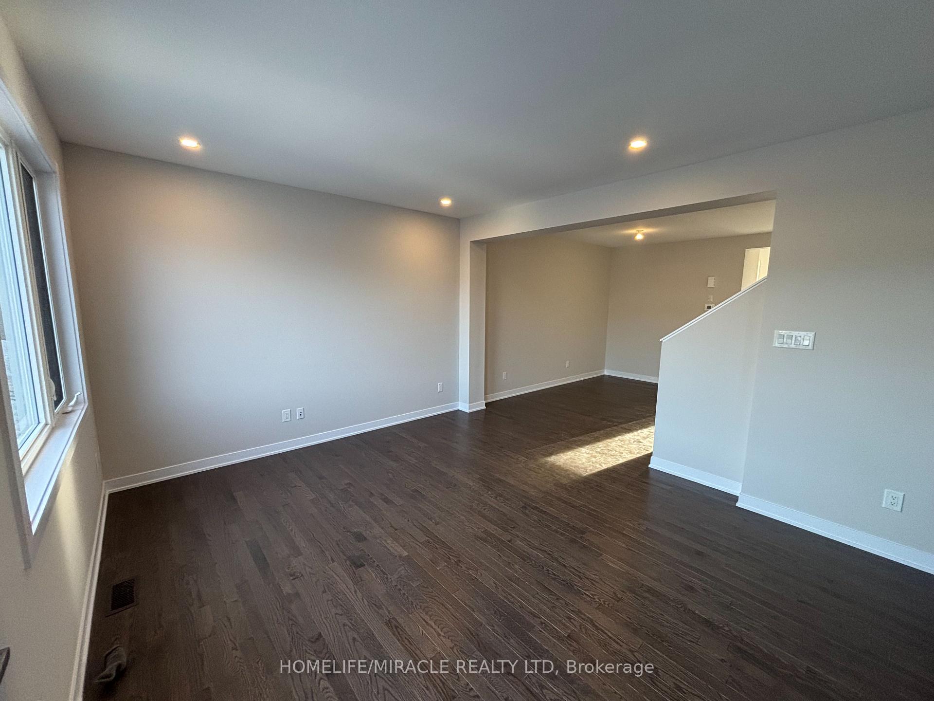 Photo 7 of 1919 Elevation Road, Ottawa, Barrhaven - Half Moon Bay — HOMEH