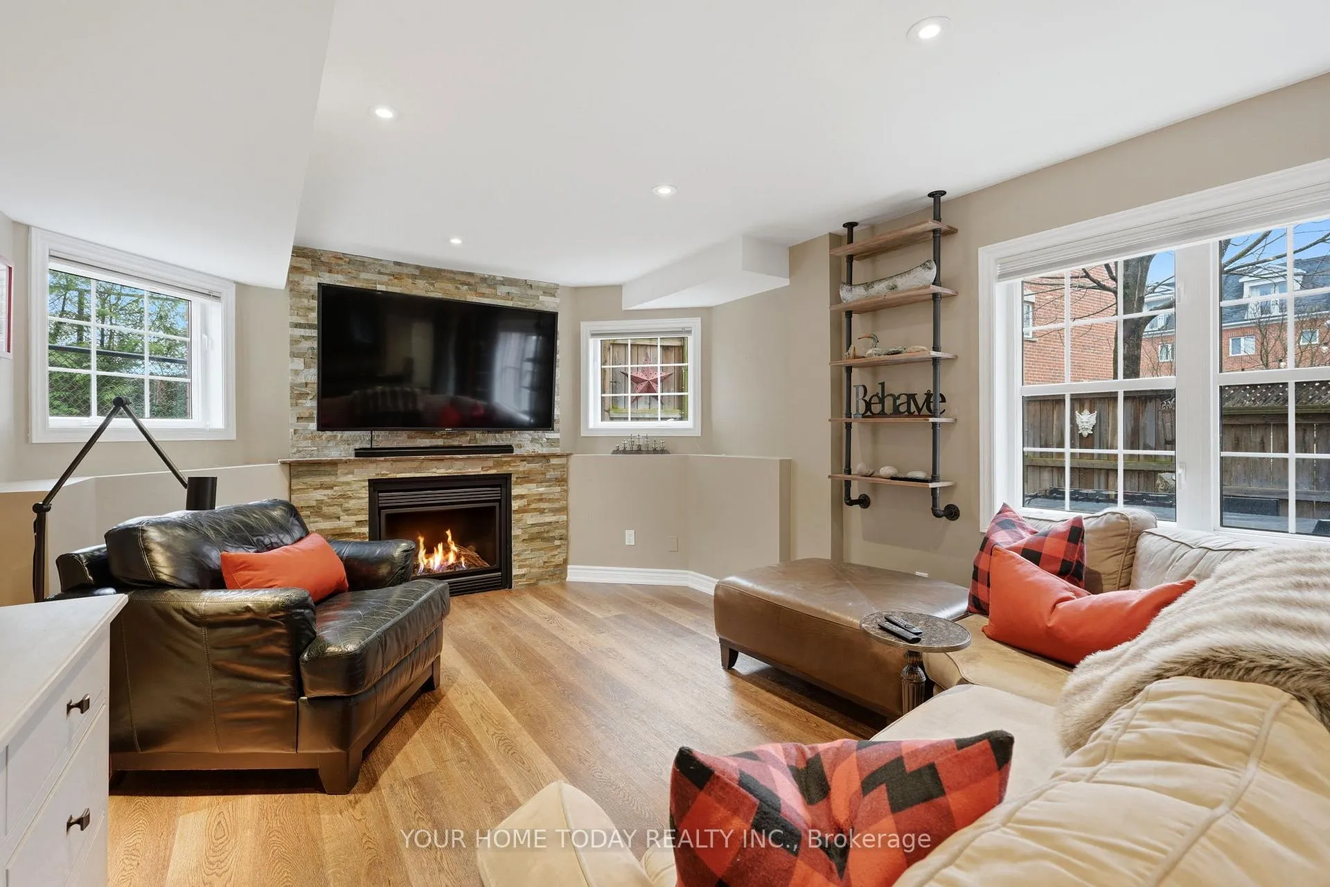 Photo 31 of 24 Wesleyan Street, Halton Hills, Georgetown — HOMEH