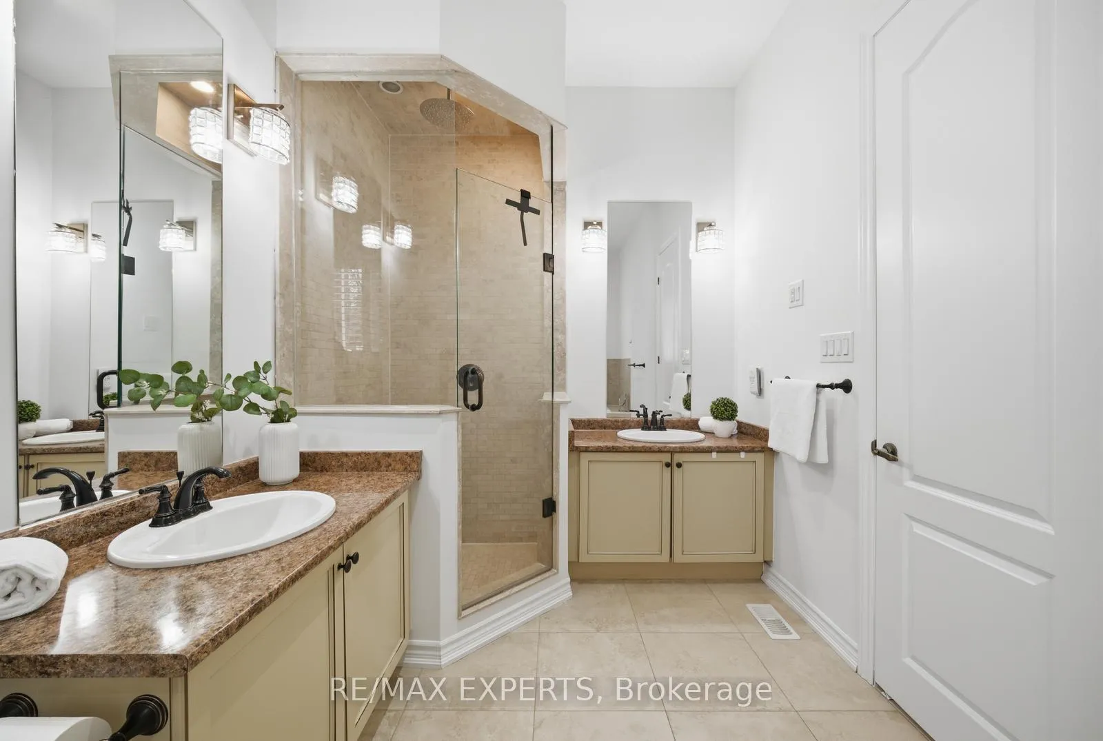 Photo 25 of 11 Collier Crescent, Essa, Angus — HOMEH