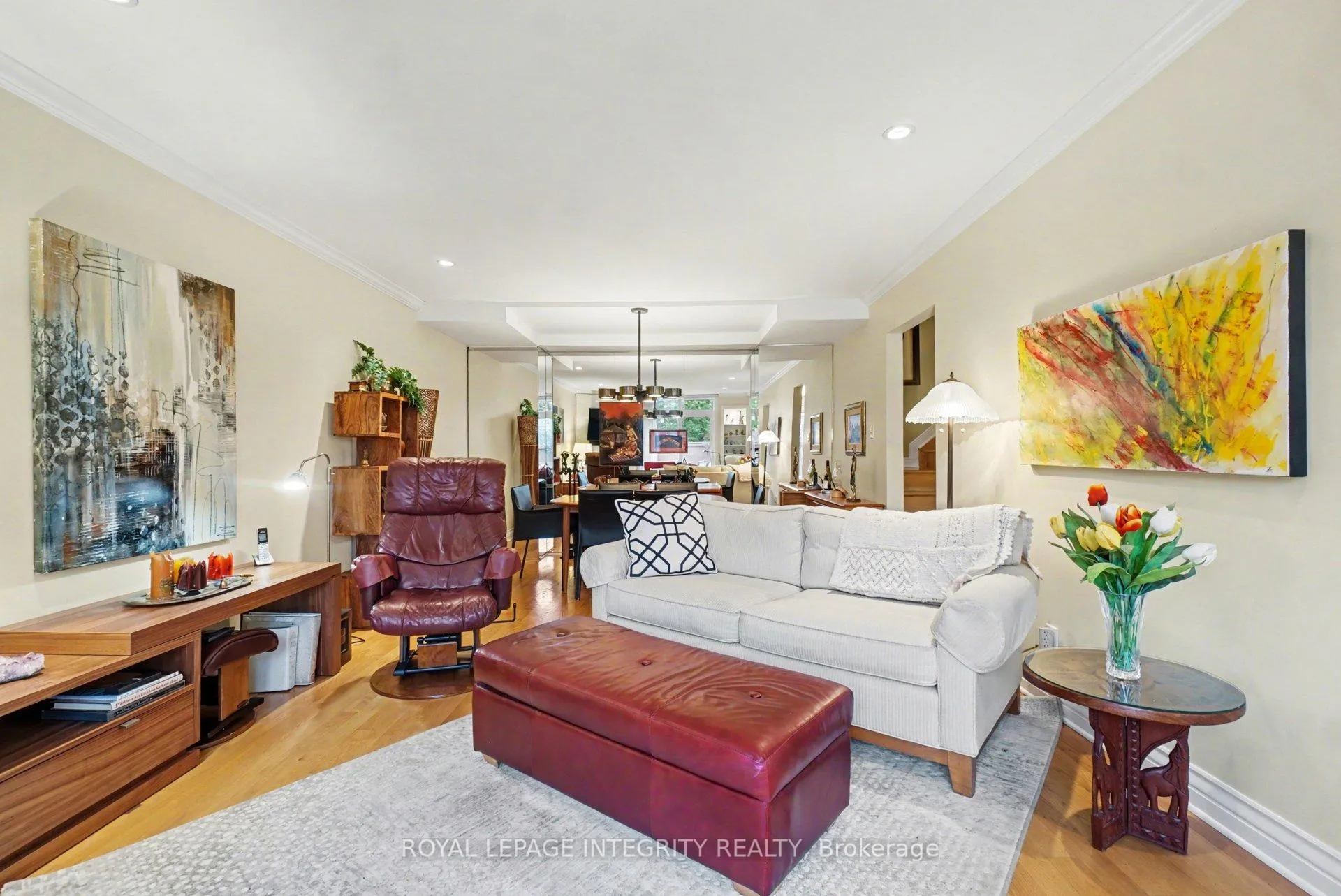 Photo 7 of Unit 30, 100 Hillside Drive, Ottawa, Viscount Alexander Park — HOMEH