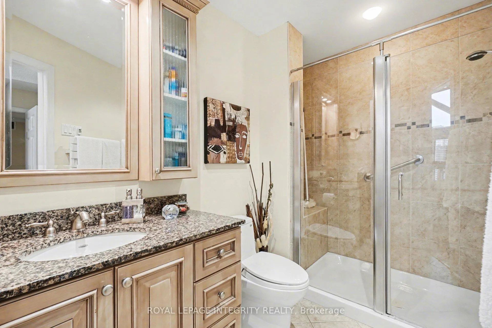 Photo 25 of Unit 30, 100 Hillside Drive, Ottawa, Viscount Alexander Park — HOMEH