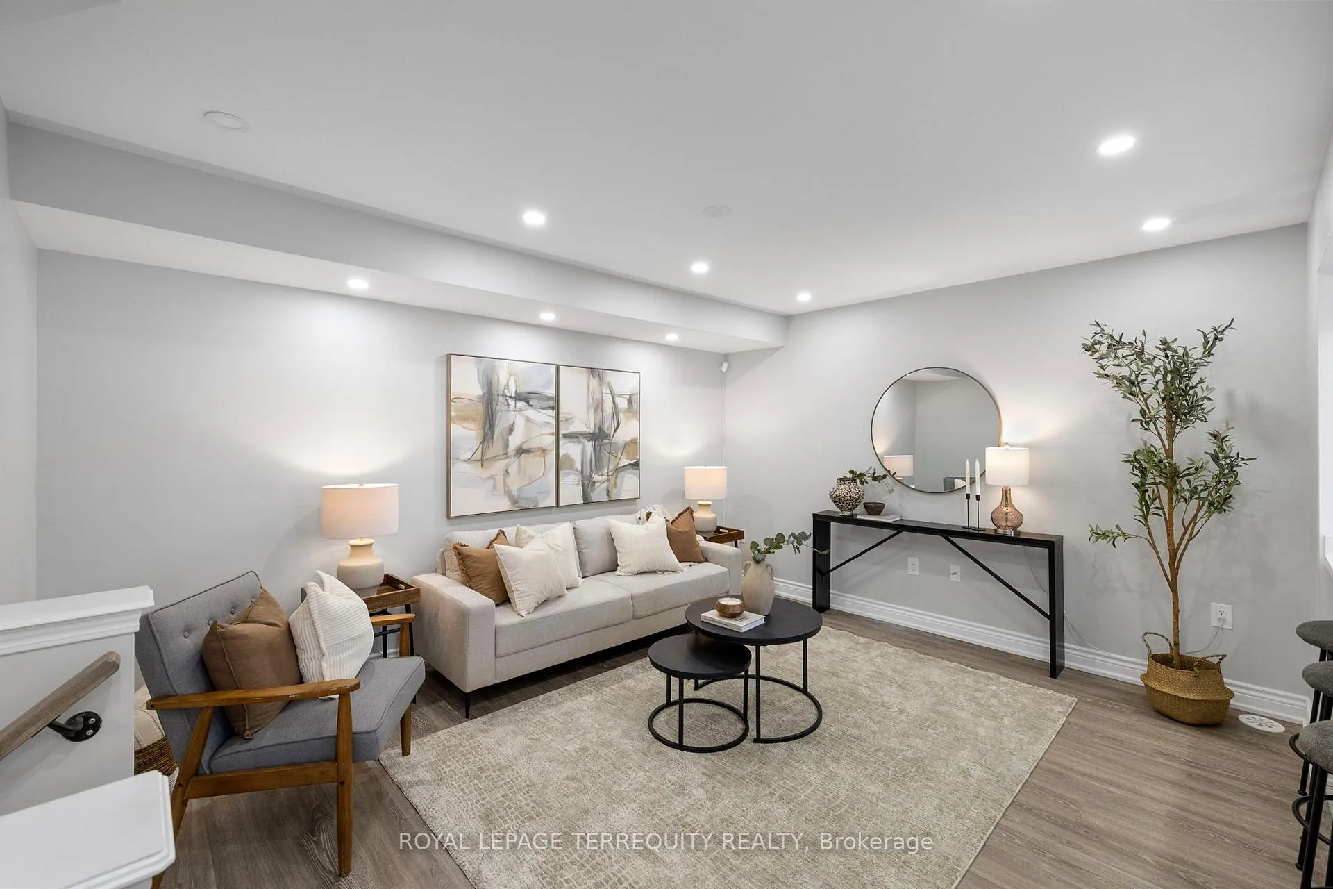 Photo 10 of 1058 Clipper Lane, Pickering, Rural Pickering — HOMEH