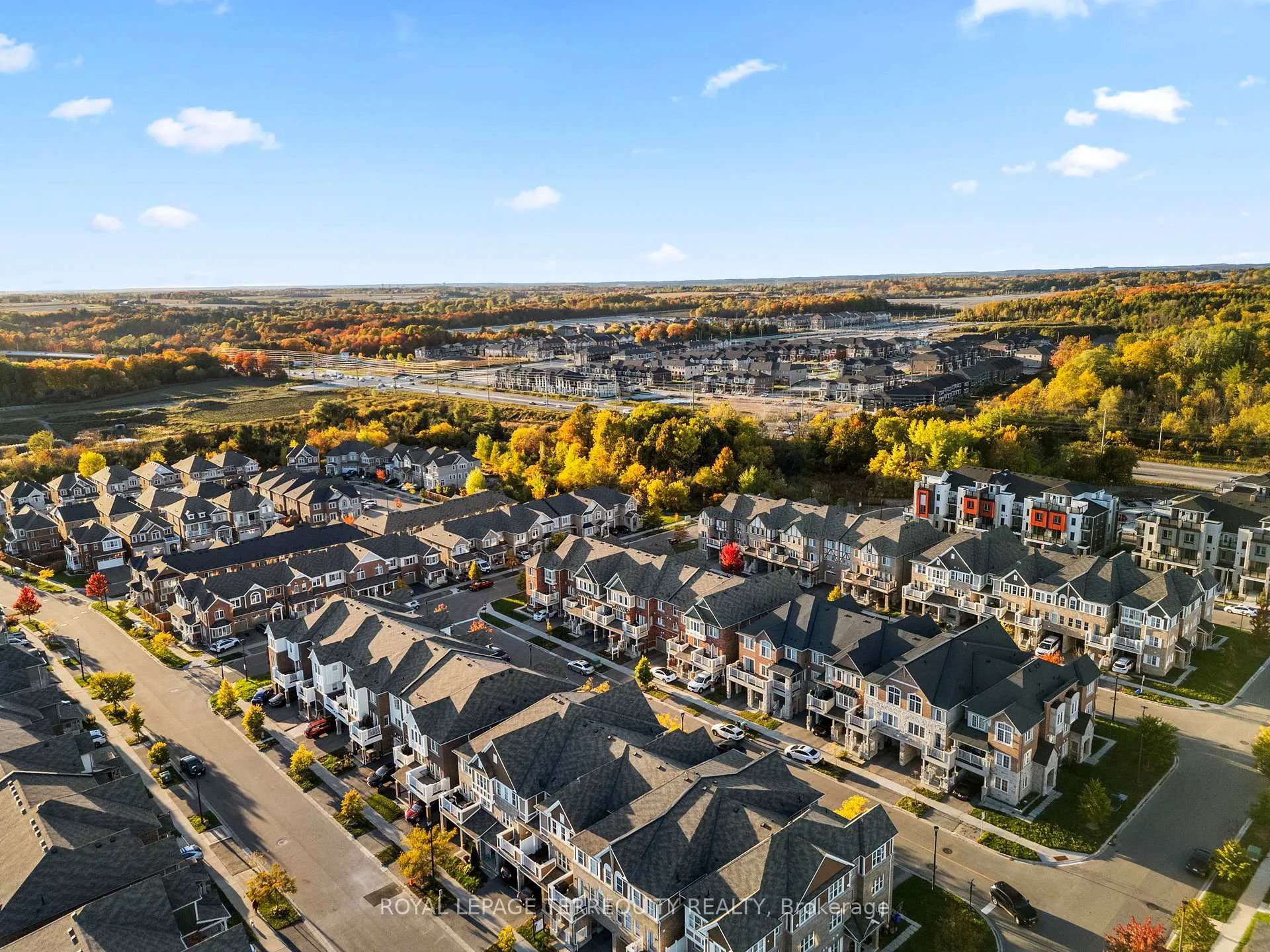 Photo 33 of 1058 Clipper Lane, Pickering, Rural Pickering — HOMEH