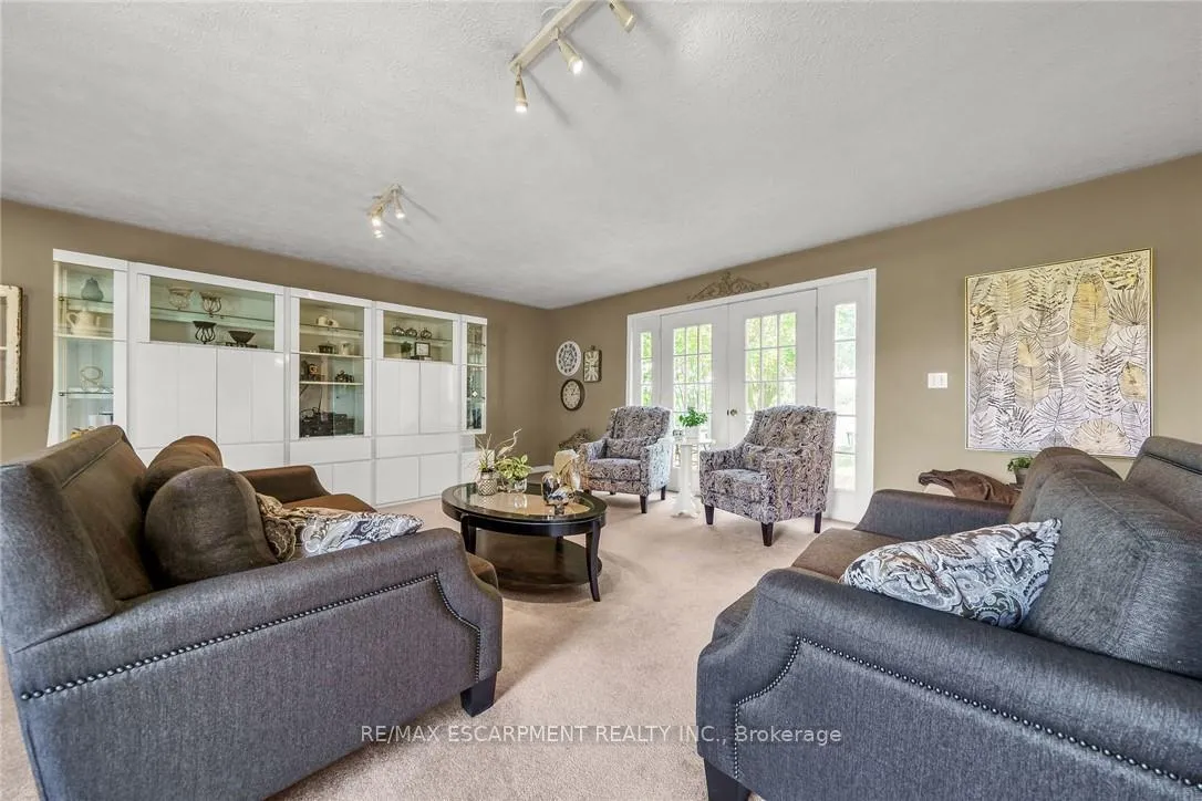Photo 11 of 1042 River Road, Haldimand — HOMEH