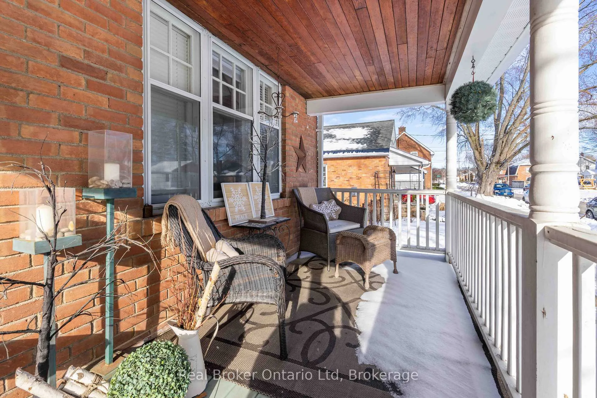 Photo 4 of 390 12th Street W, Owen Sound — HOMEH