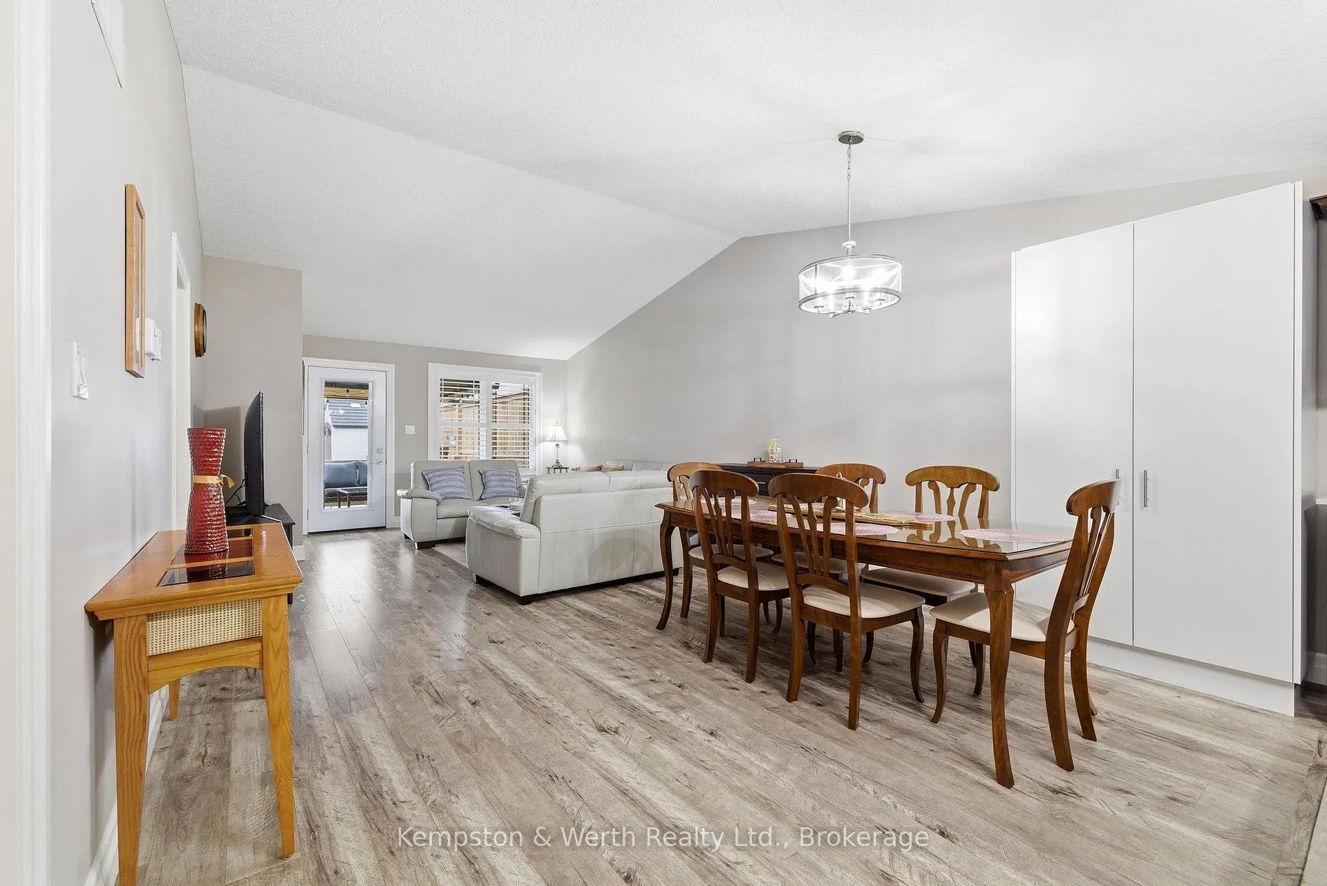 Photo 11 of 235 Krotz Street E, North Perth, Listowel — HOMEH