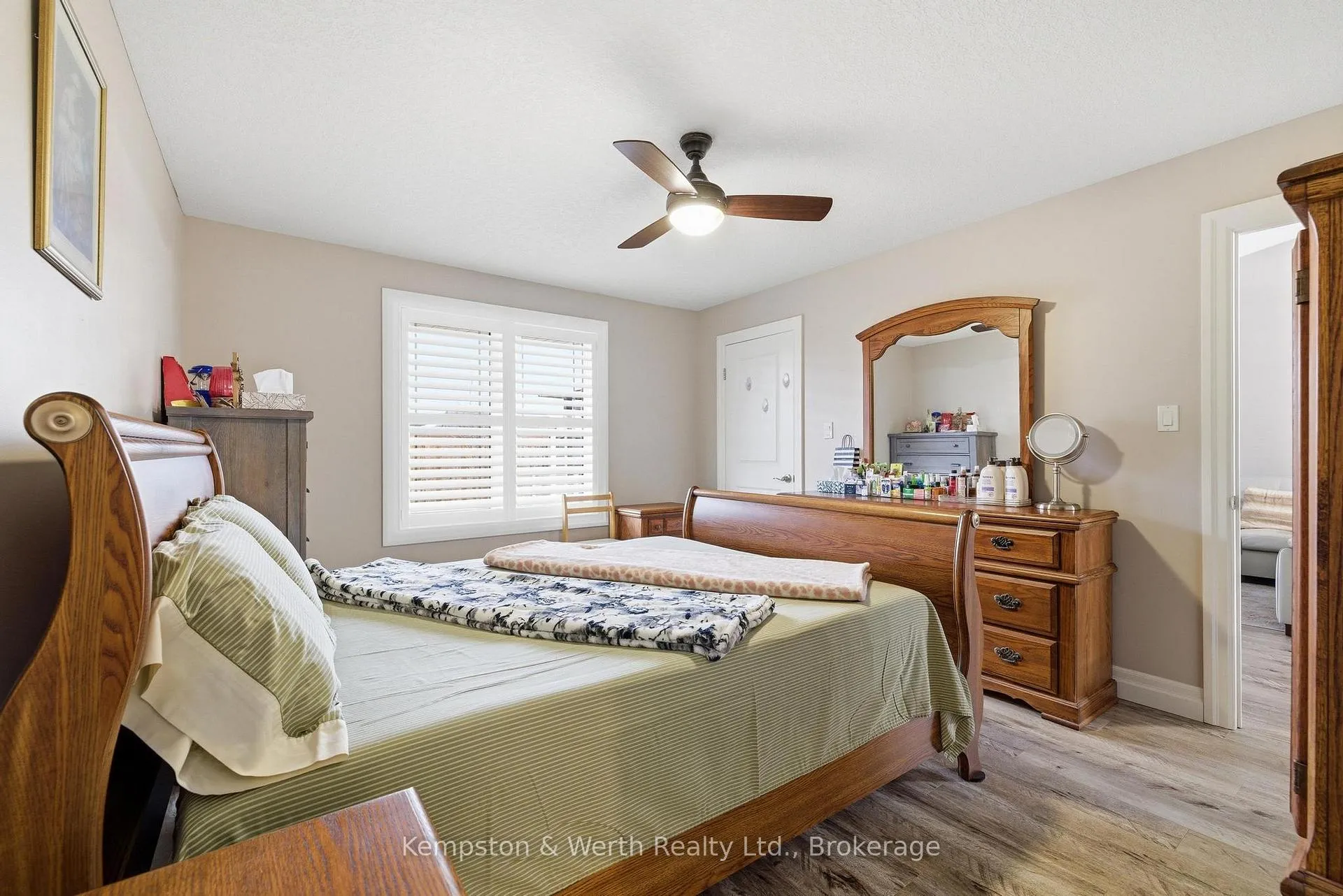 Photo 16 of 235 Krotz Street E, North Perth, Listowel — HOMEH