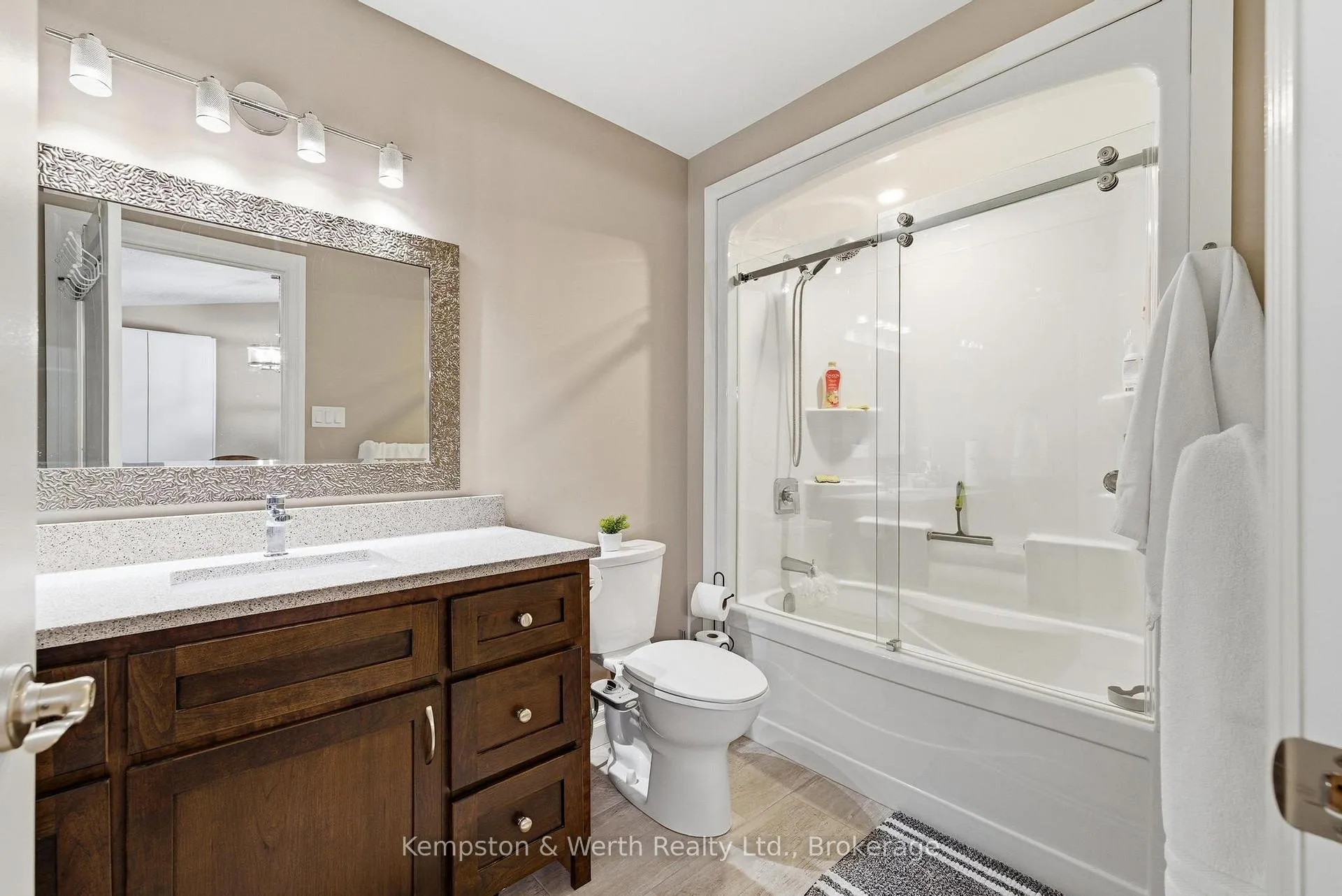Photo 24 of 235 Krotz Street E, North Perth, Listowel — HOMEH
