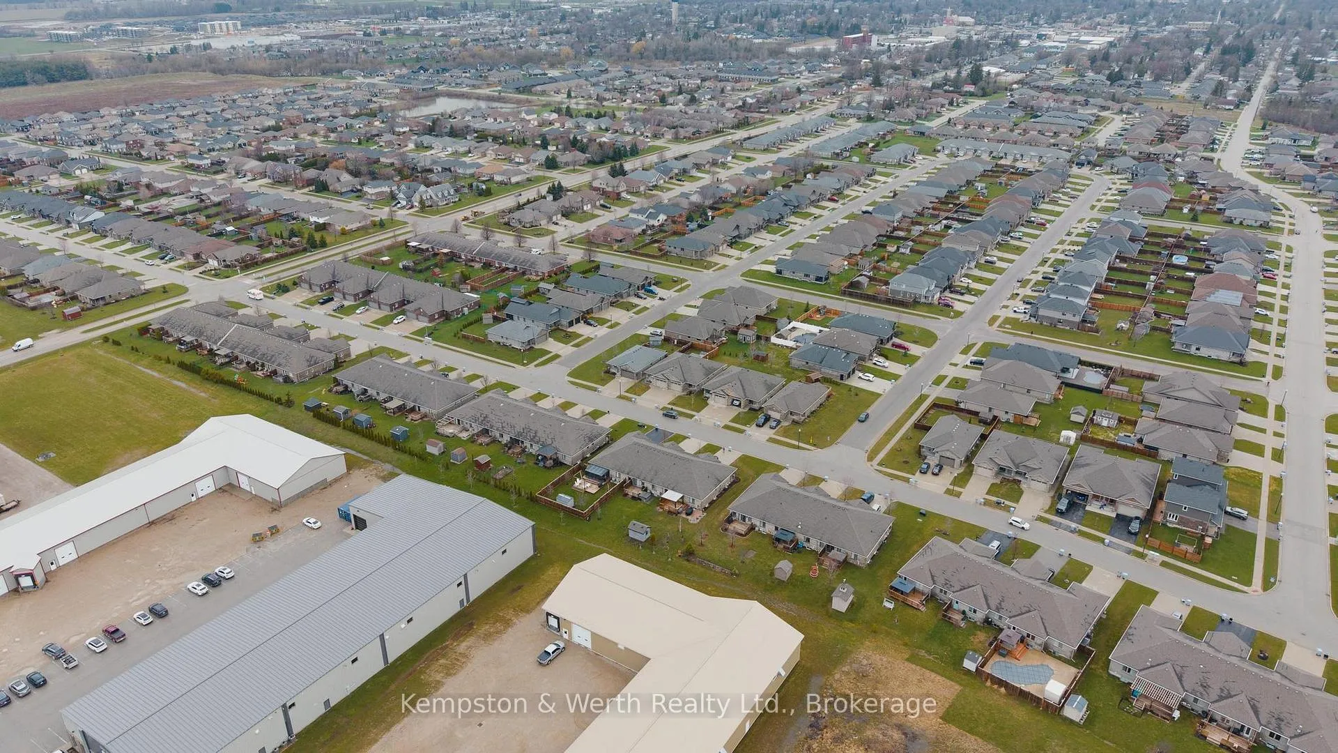 Photo 44 of 235 Krotz Street E, North Perth, Listowel — HOMEH