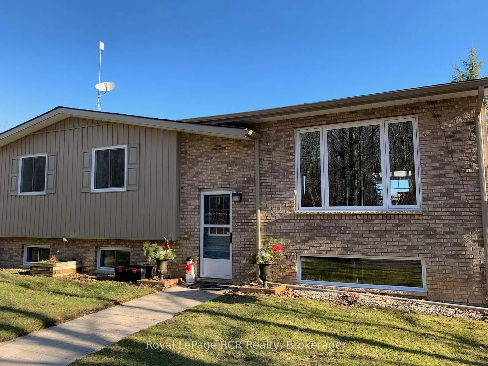 Photo 4 of 174715 Mulock Road, West Grey — HOMEH