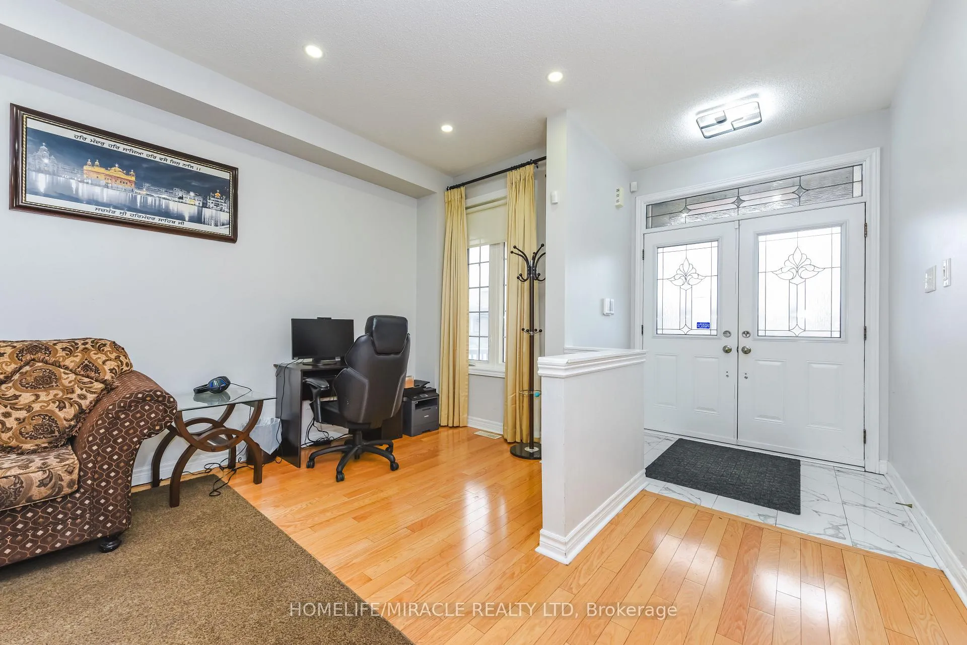 Photo 1 of 20 Gamson Crescent, Brampton, Sandringham-Wellington — HOMEH