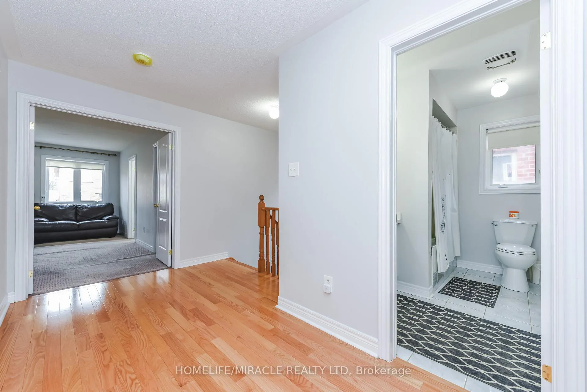Photo 26 of 20 Gamson Crescent, Brampton, Sandringham-Wellington — HOMEH