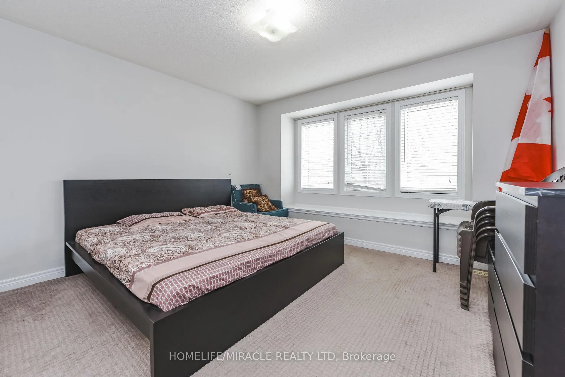 Photo 30 of 20 Gamson Crescent, Brampton, Sandringham-Wellington — HOMEH