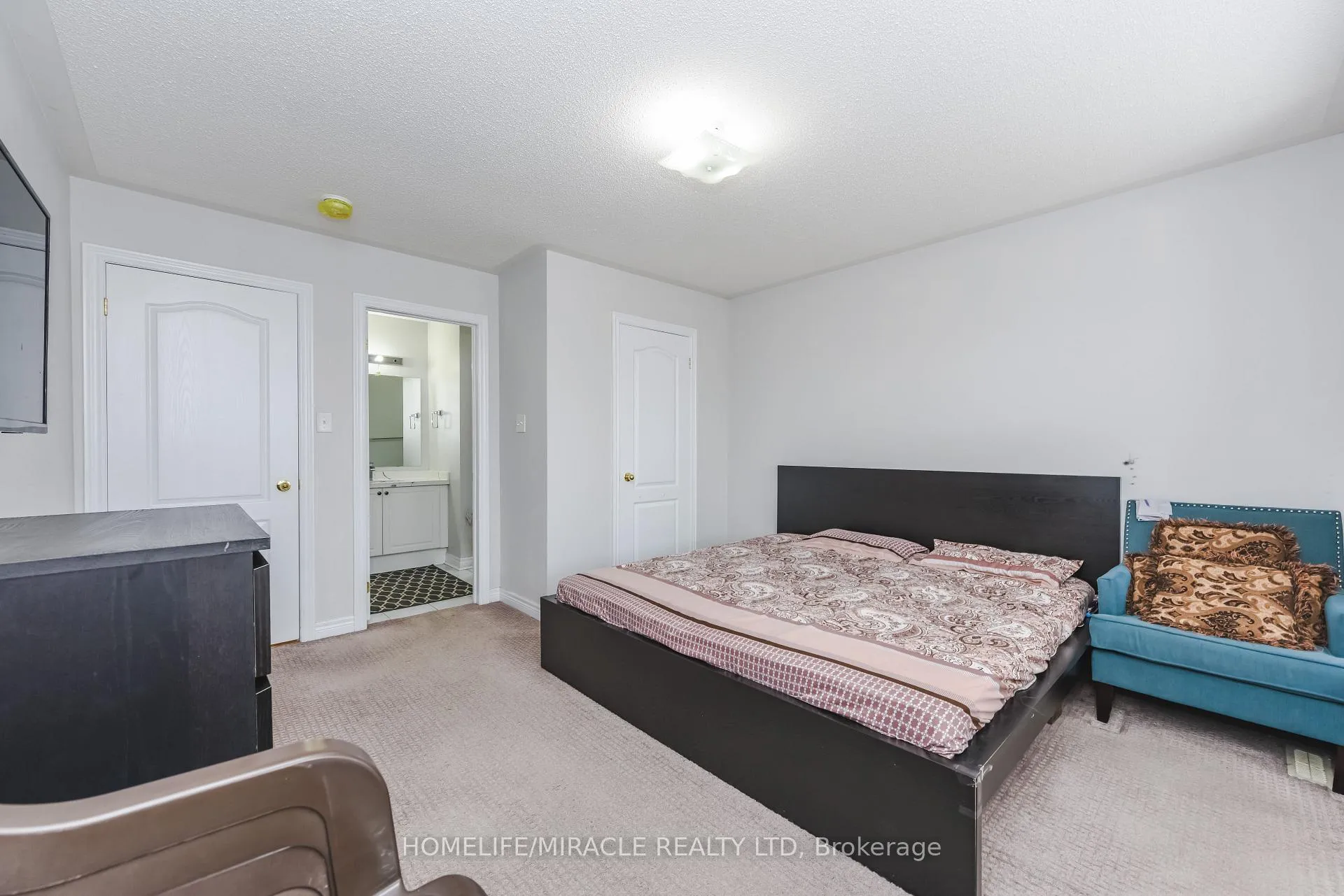 Photo 31 of 20 Gamson Crescent, Brampton, Sandringham-Wellington — HOMEH
