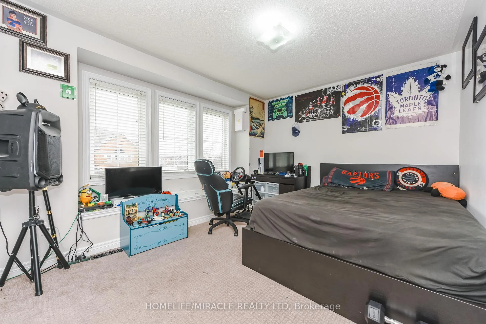 Photo 34 of 20 Gamson Crescent, Brampton, Sandringham-Wellington — HOMEH