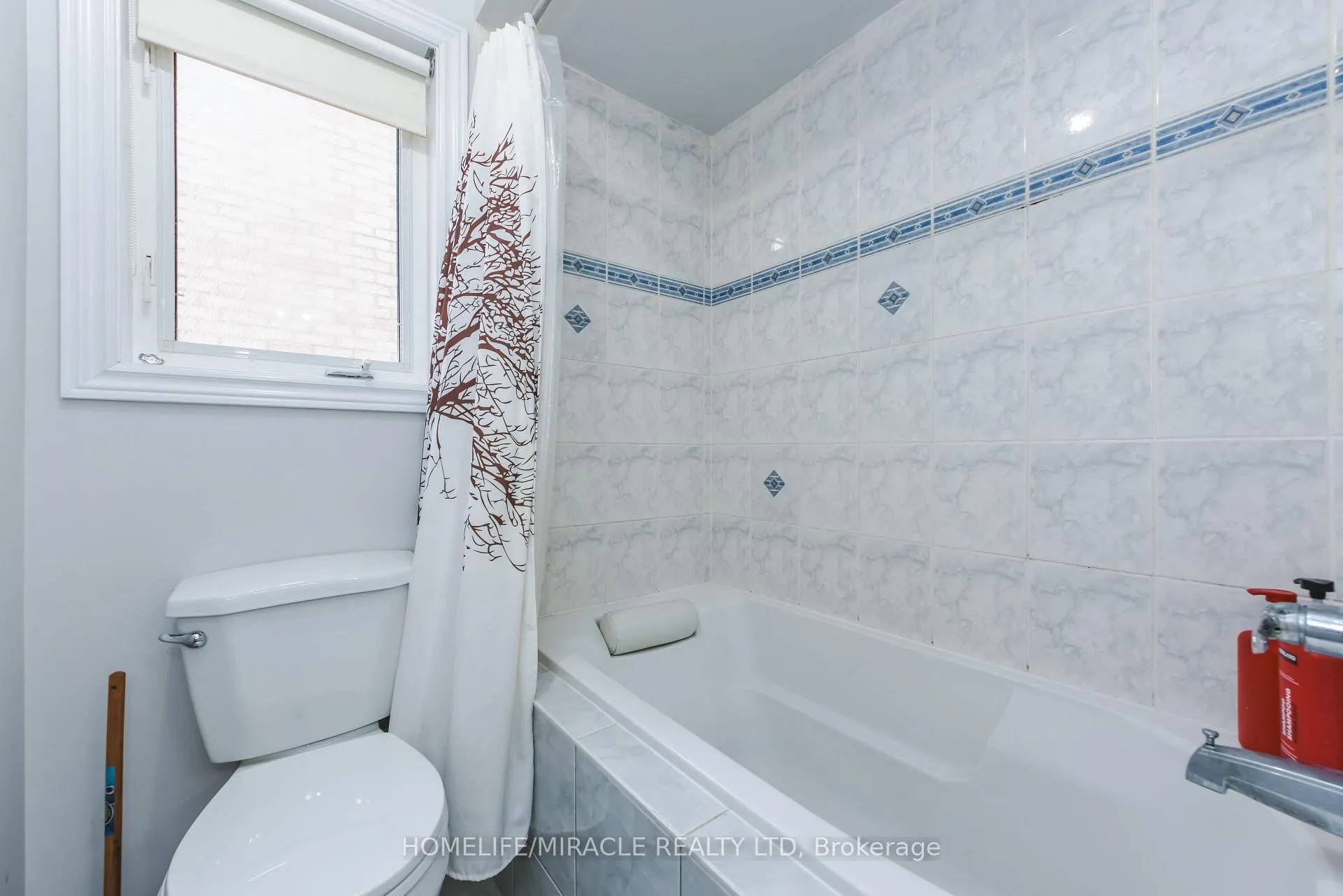 Photo 39 of 20 Gamson Crescent, Brampton, Sandringham-Wellington — HOMEH